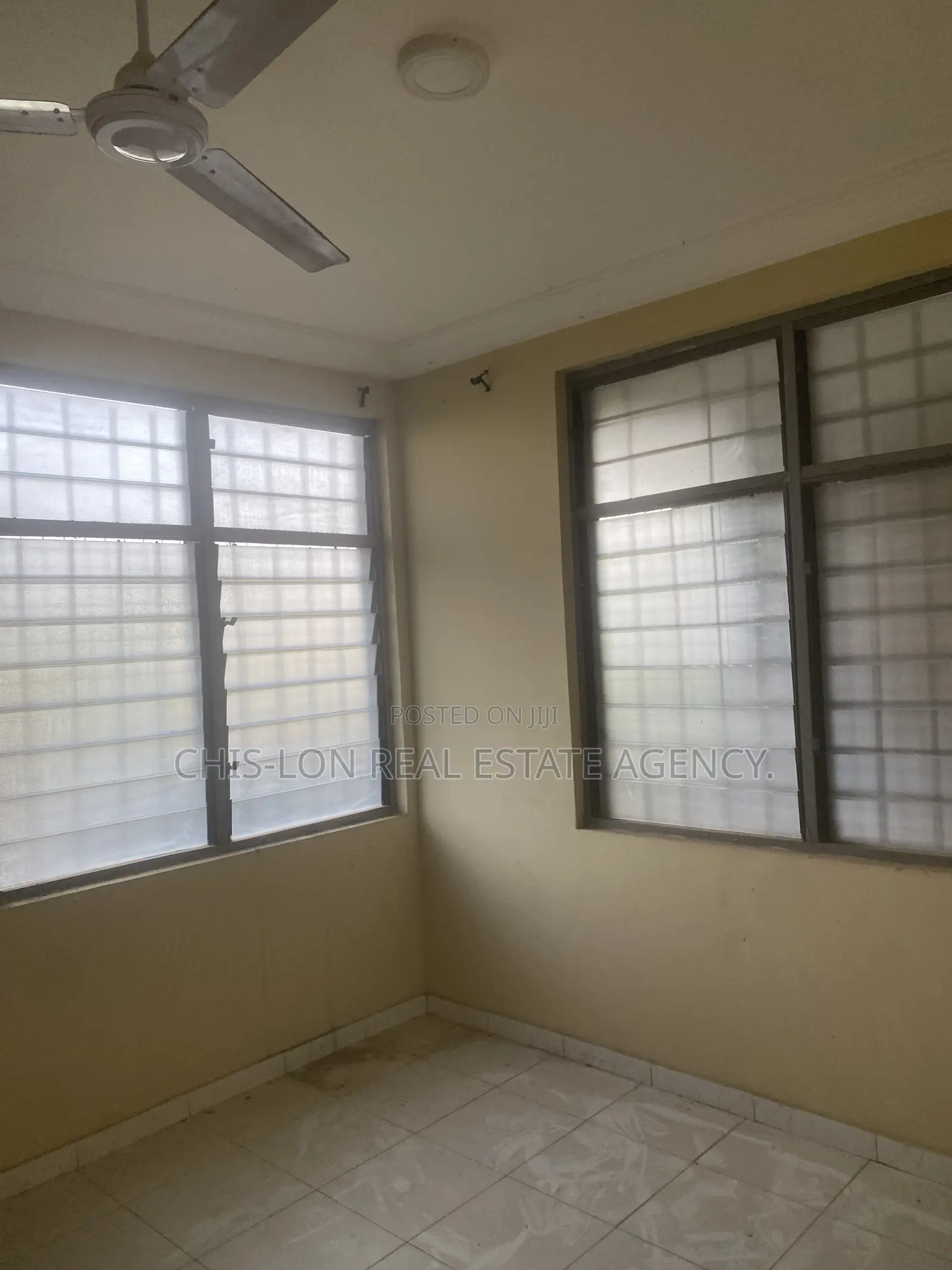 2bdrm Bedsitter in Chislon Broker’S, Adam Nana for rent