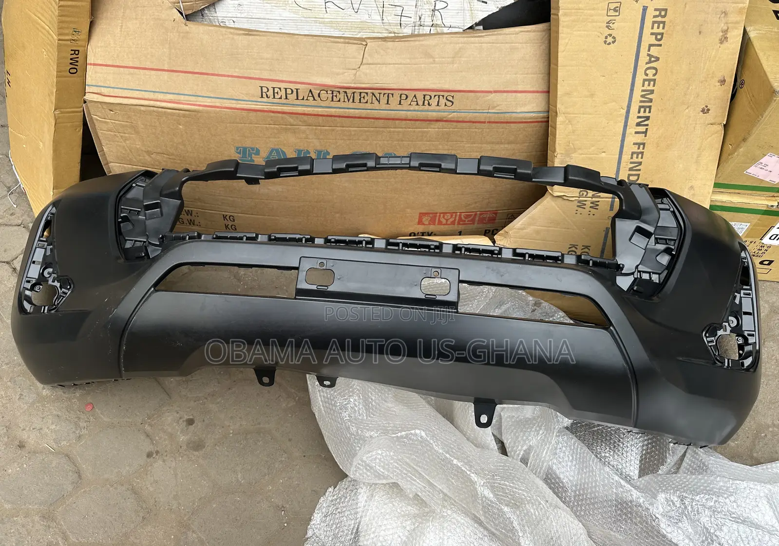 Toyota HILUX 2020 Front Bumper 2020 2021 2022 2023 2024 2025