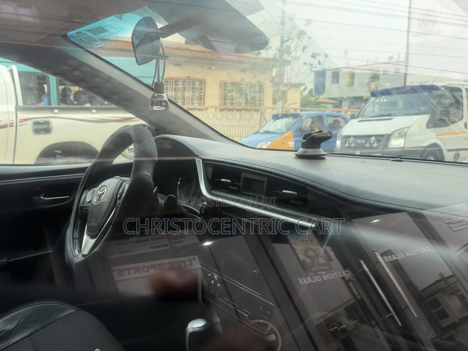 Toyota Corolla SE (1.8L 4cyl 2A) 2018 Gray