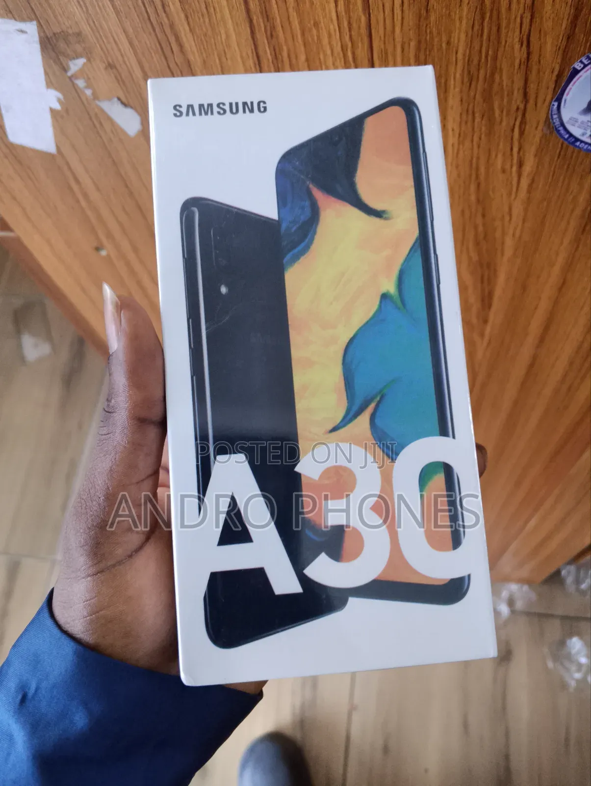 New Samsung Galaxy A30 64 GB Black