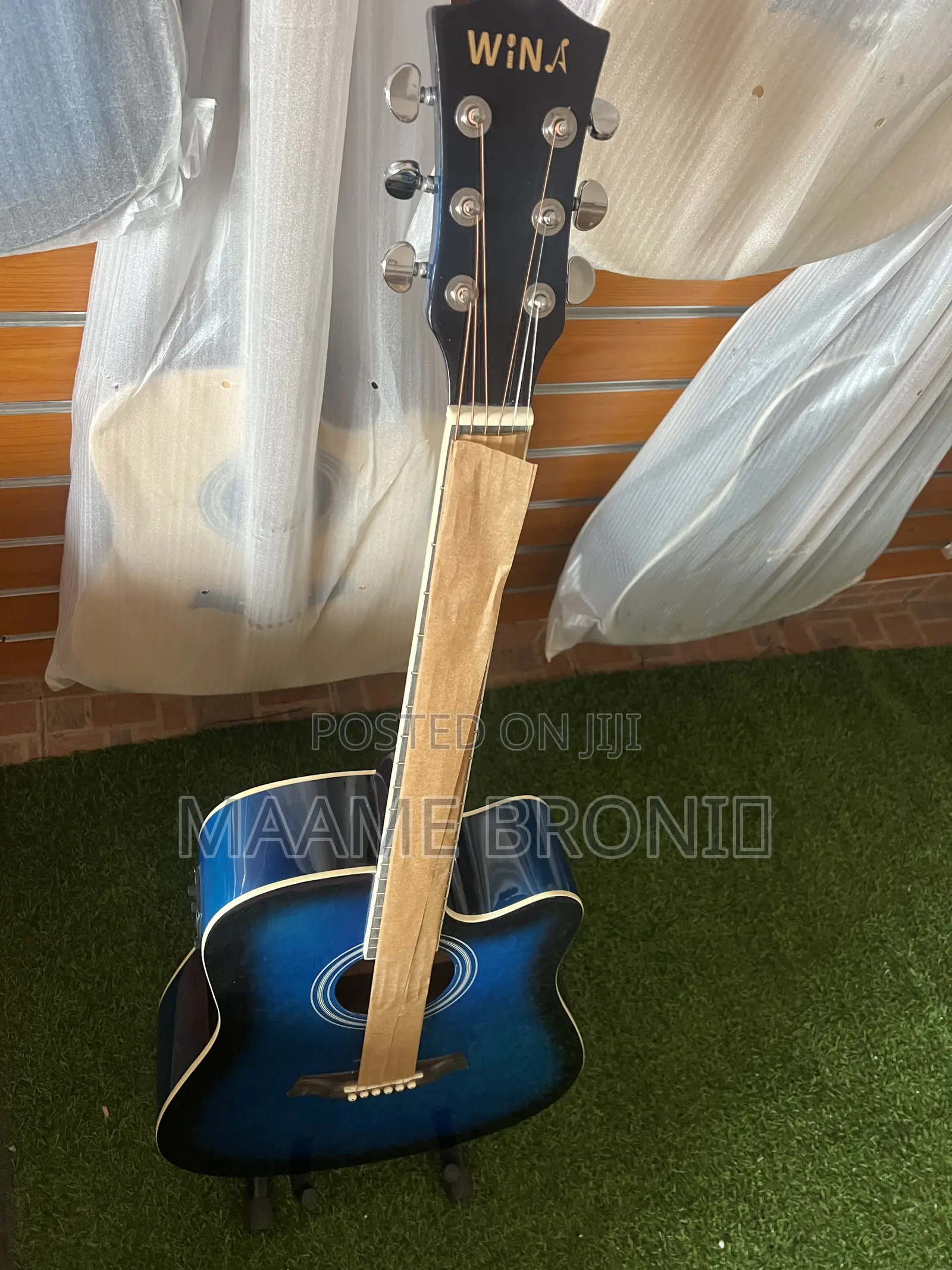 Semi Acoustic Guitar + Free Accessories