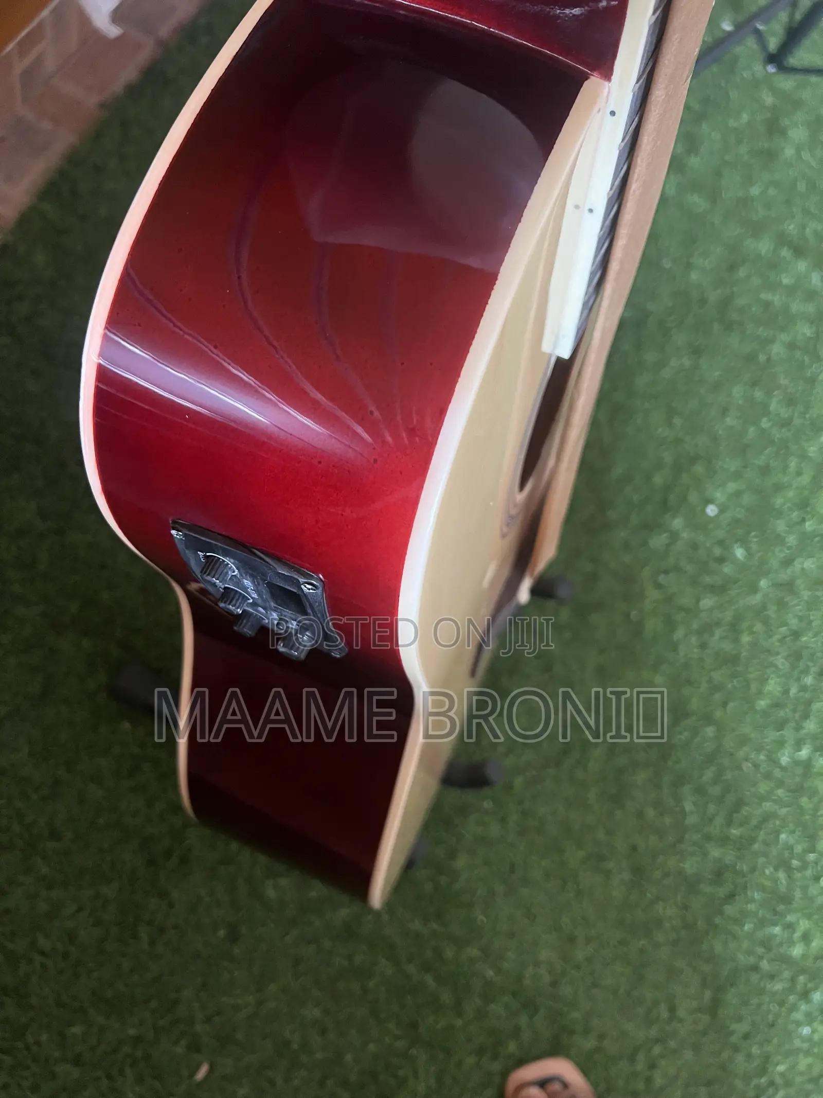 Semi Acoustic + Freebies