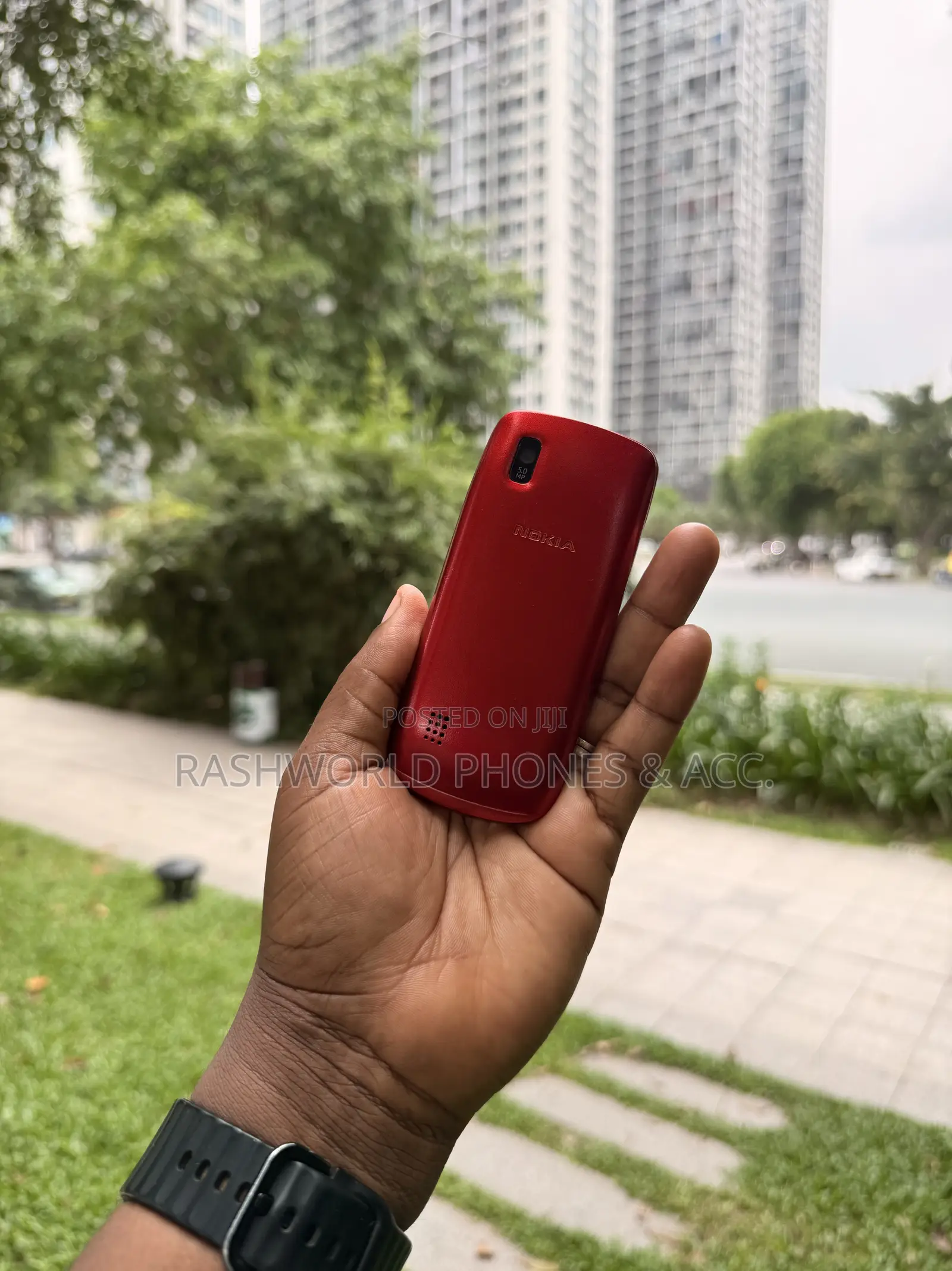Nokia Asha 300 Red