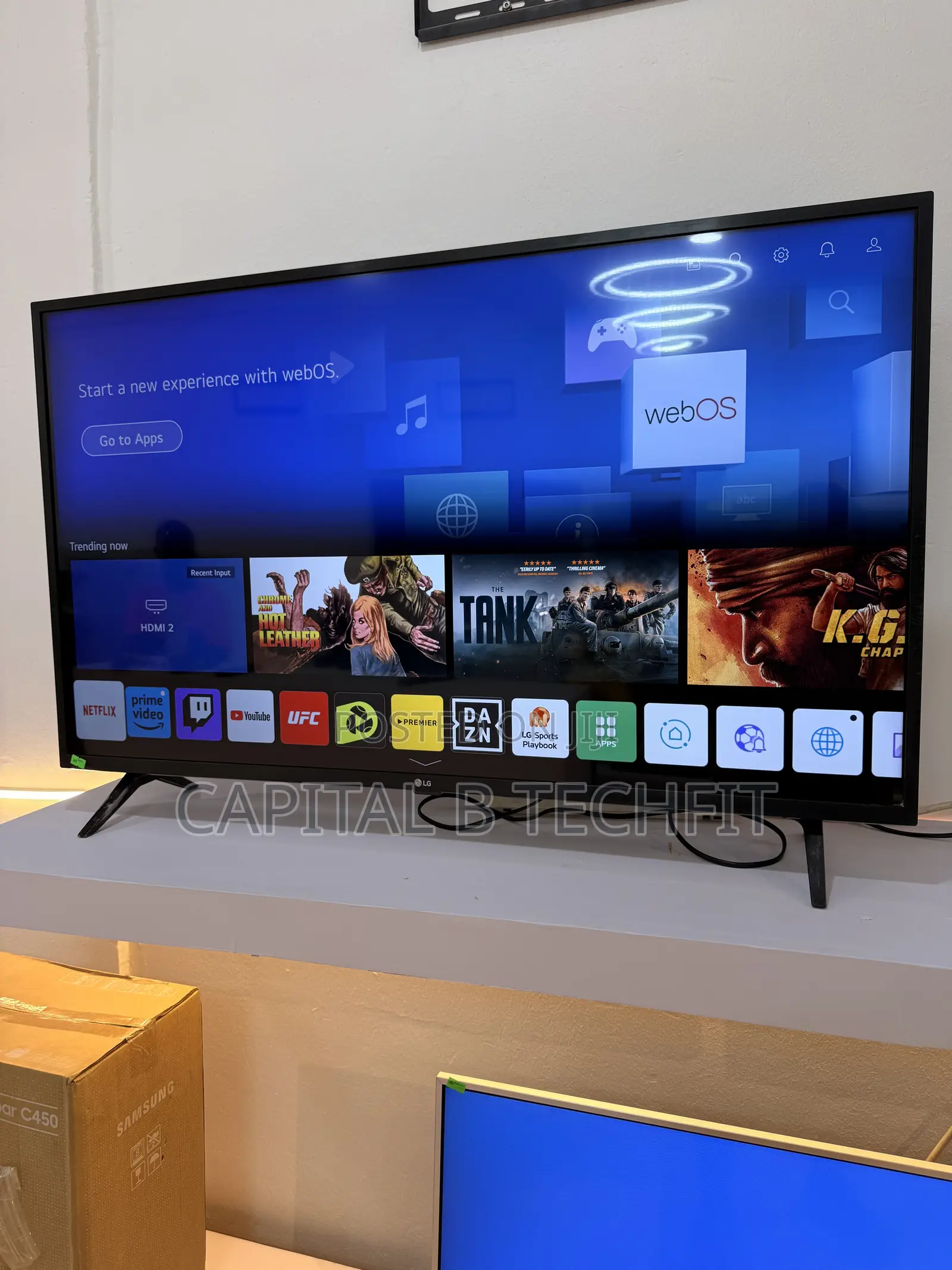 43inches Full Digital Satellite Smart LG MACHINE