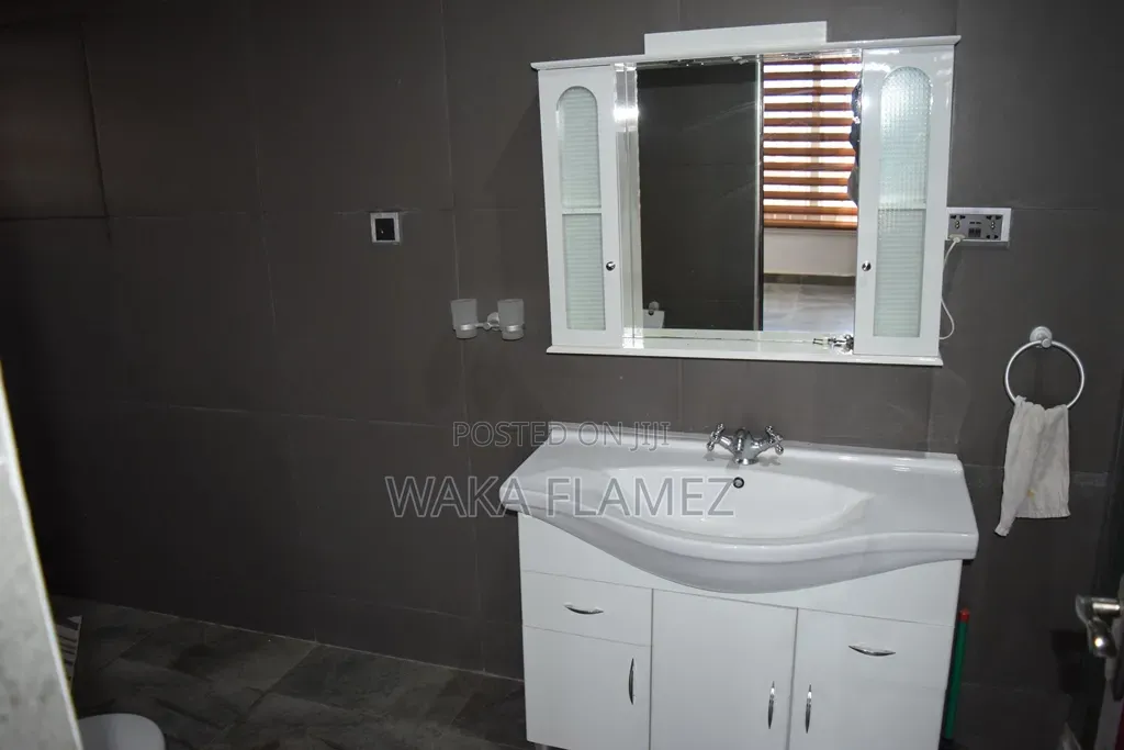 2bdrm House in Opah, Amasaman for rent