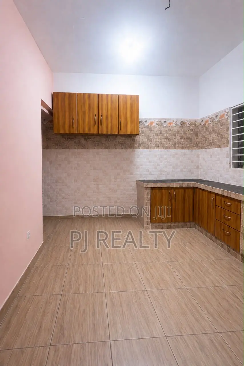 1bdrm Apartment in East Legon for rent