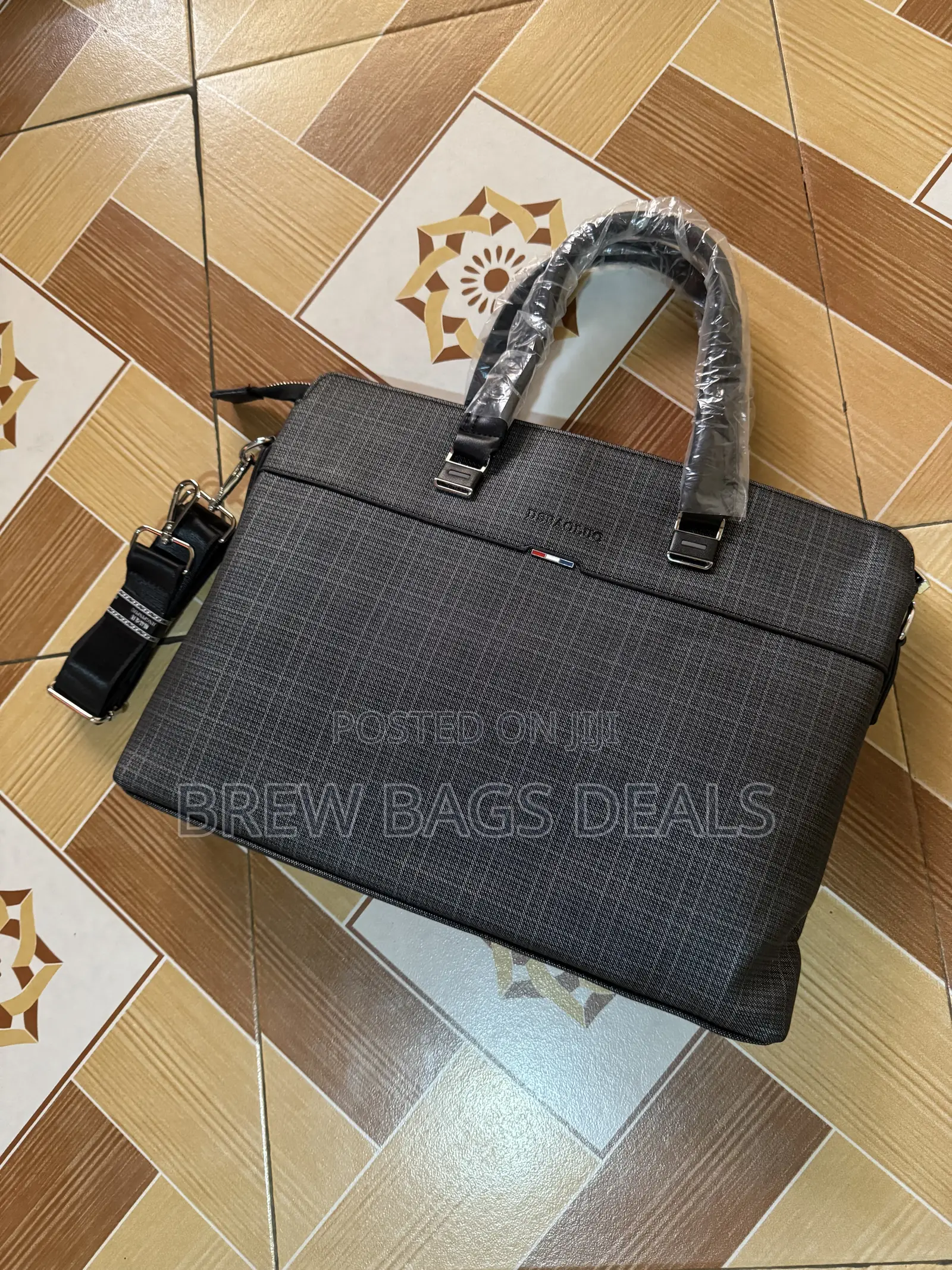 Premium Quality Executive 15.6 Inches Unisex Laptop Bag.