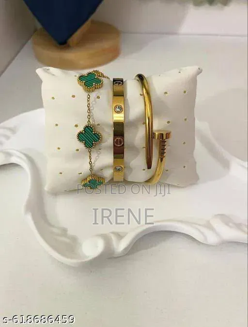 Bracelets Set