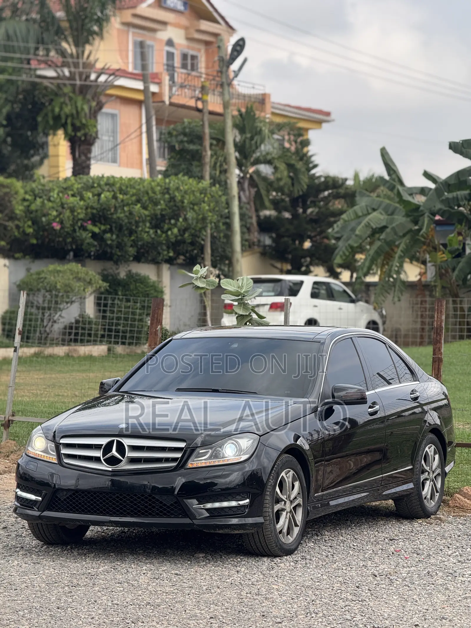 Mercedes-Benz C250 2014 Black