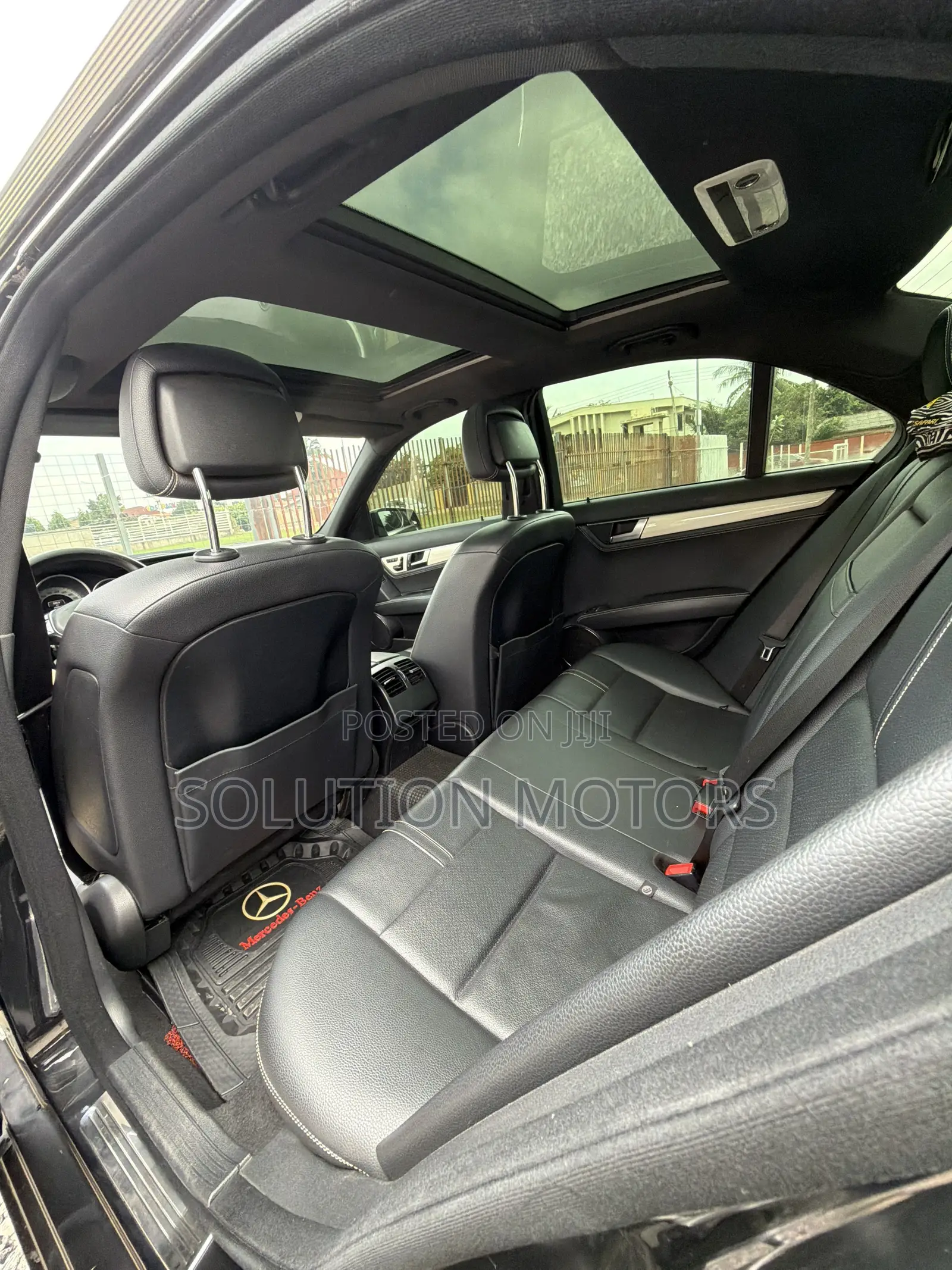 Mercedes-Benz C250 2014 Black
