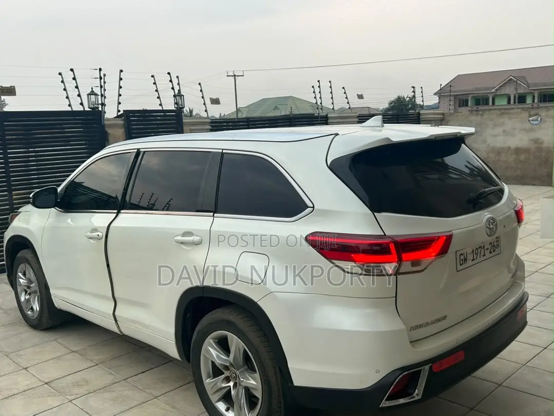 Toyota Highlander 2019 White
