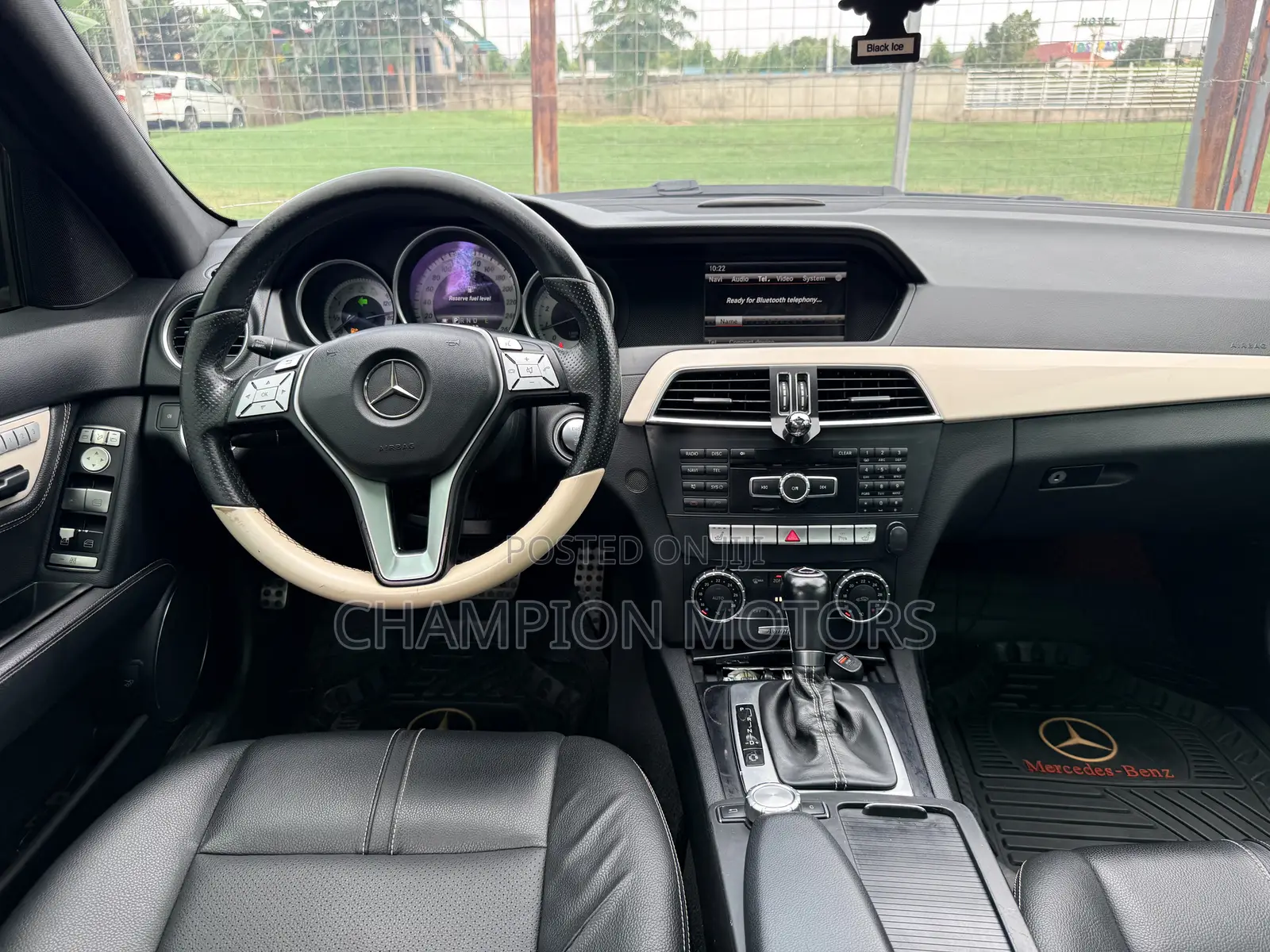 Mercedes-Benz C250 2014 Black