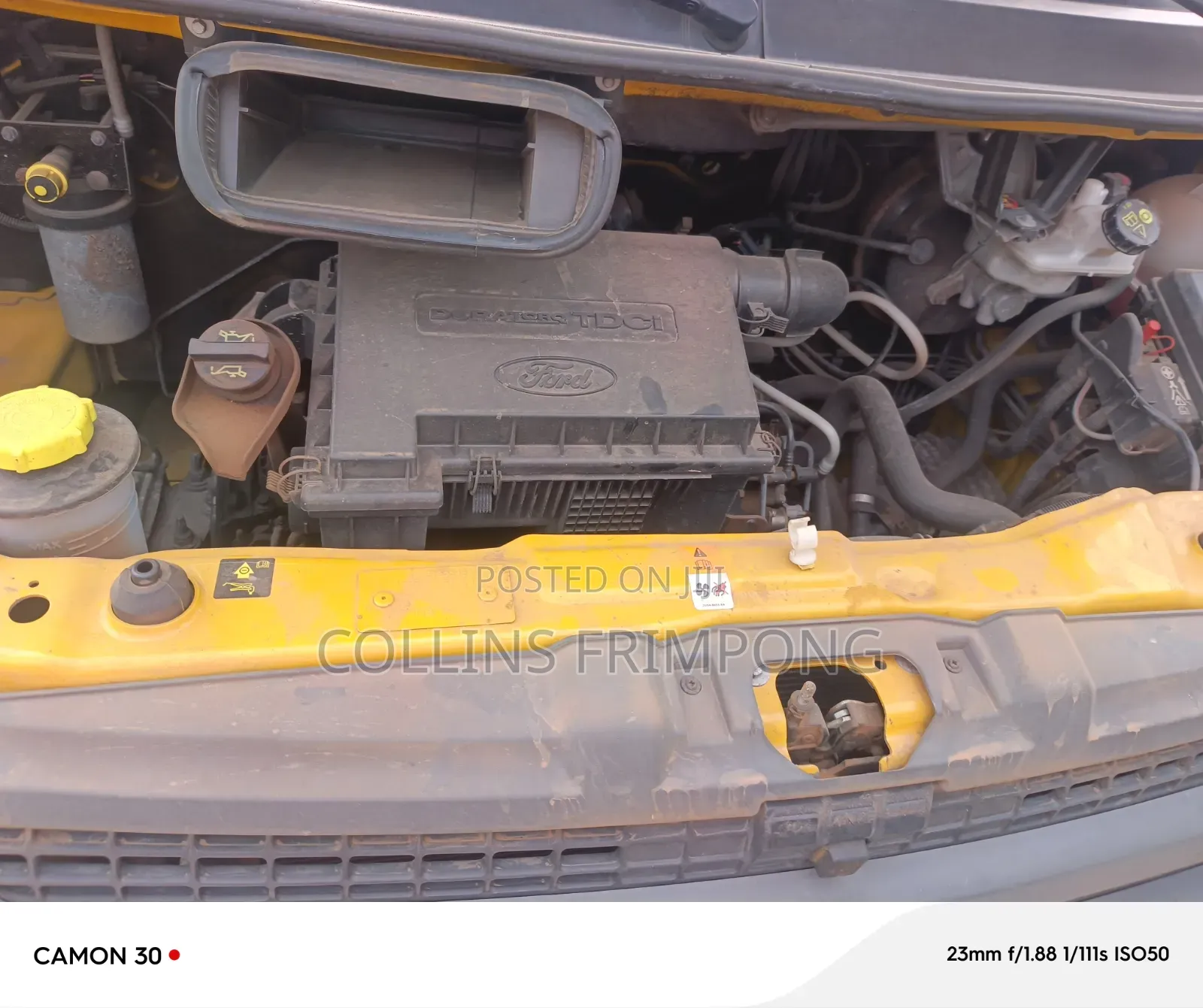 Ford Transit 2010 Yellow
