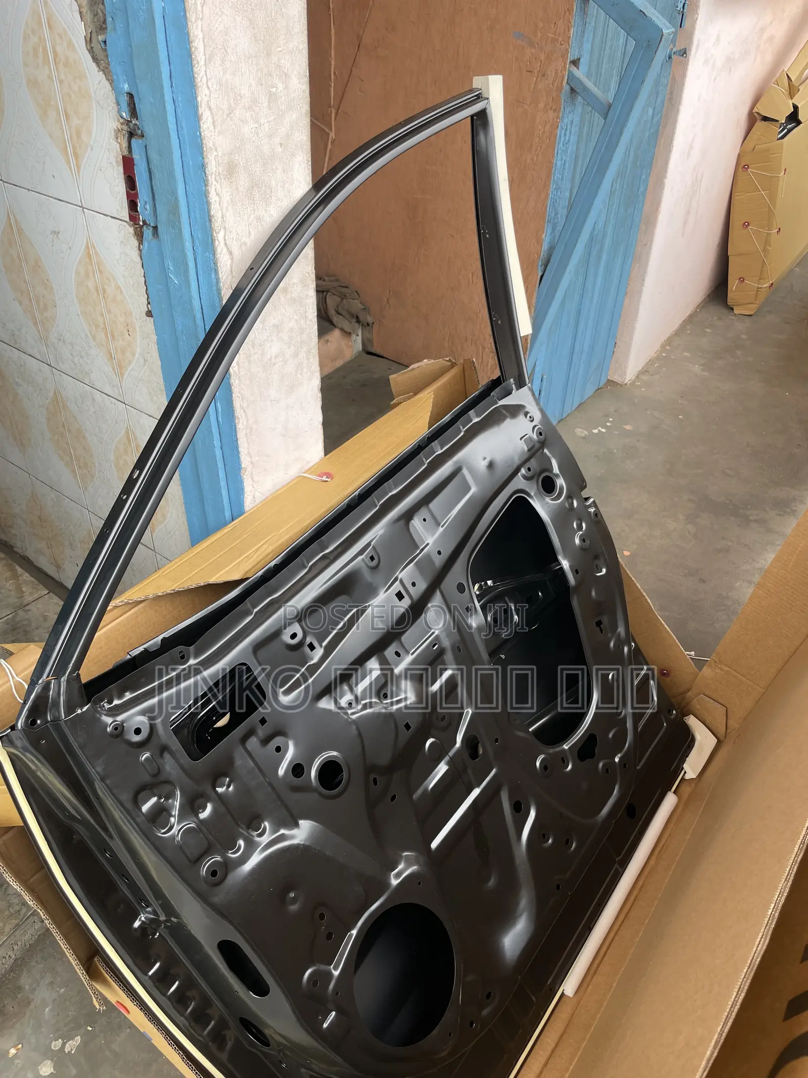 Toyota RAV4 2019-2025 Front Door Right