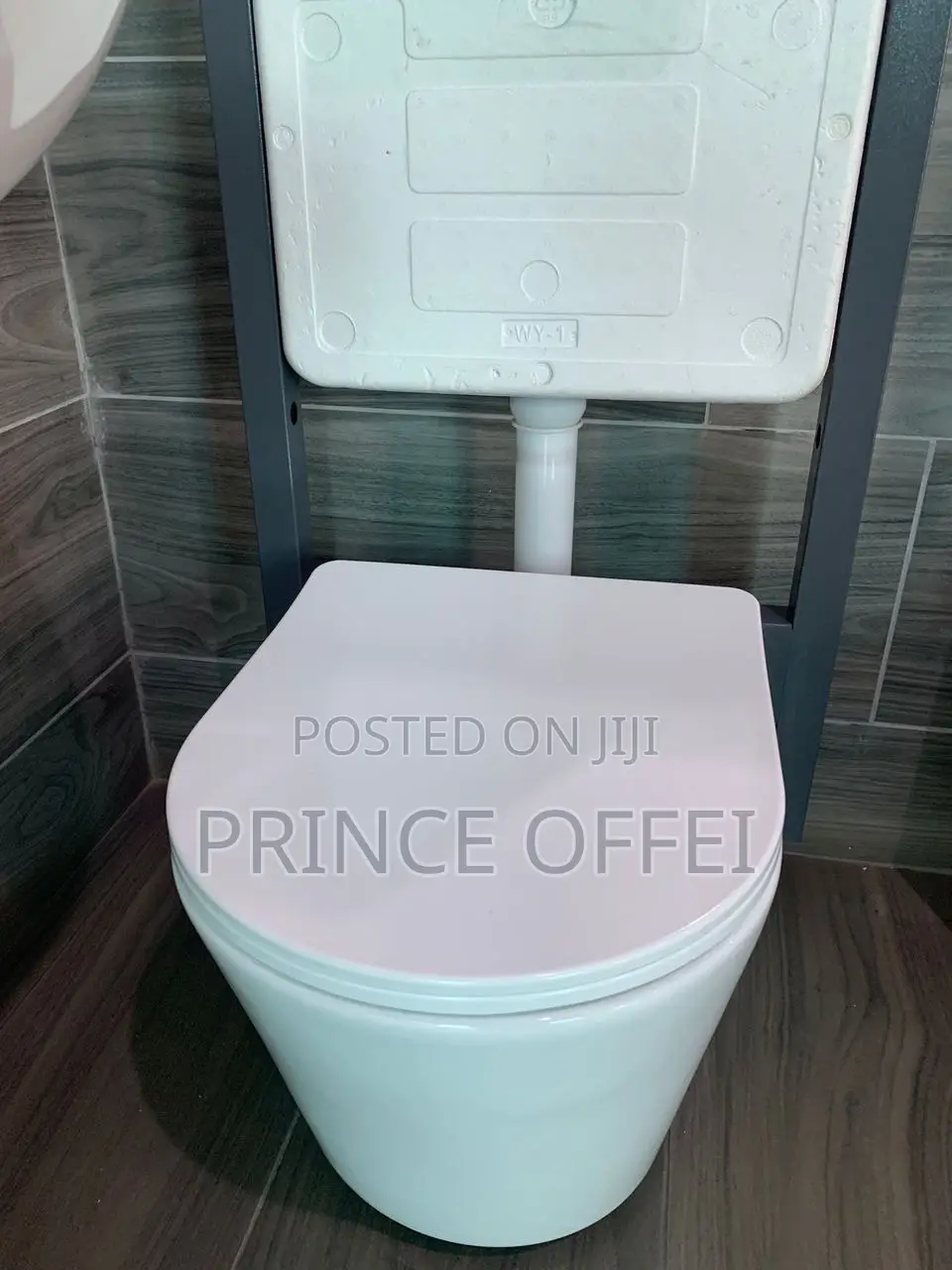Wall Hang WC