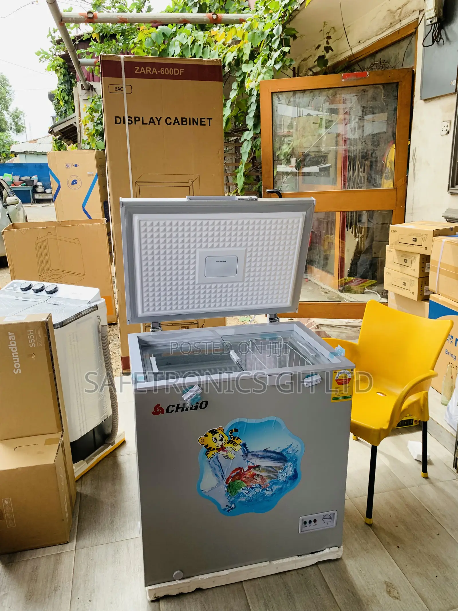 Unique Best Singledoor Chigo 142L Chest Freezer (Model: CFD16C8)