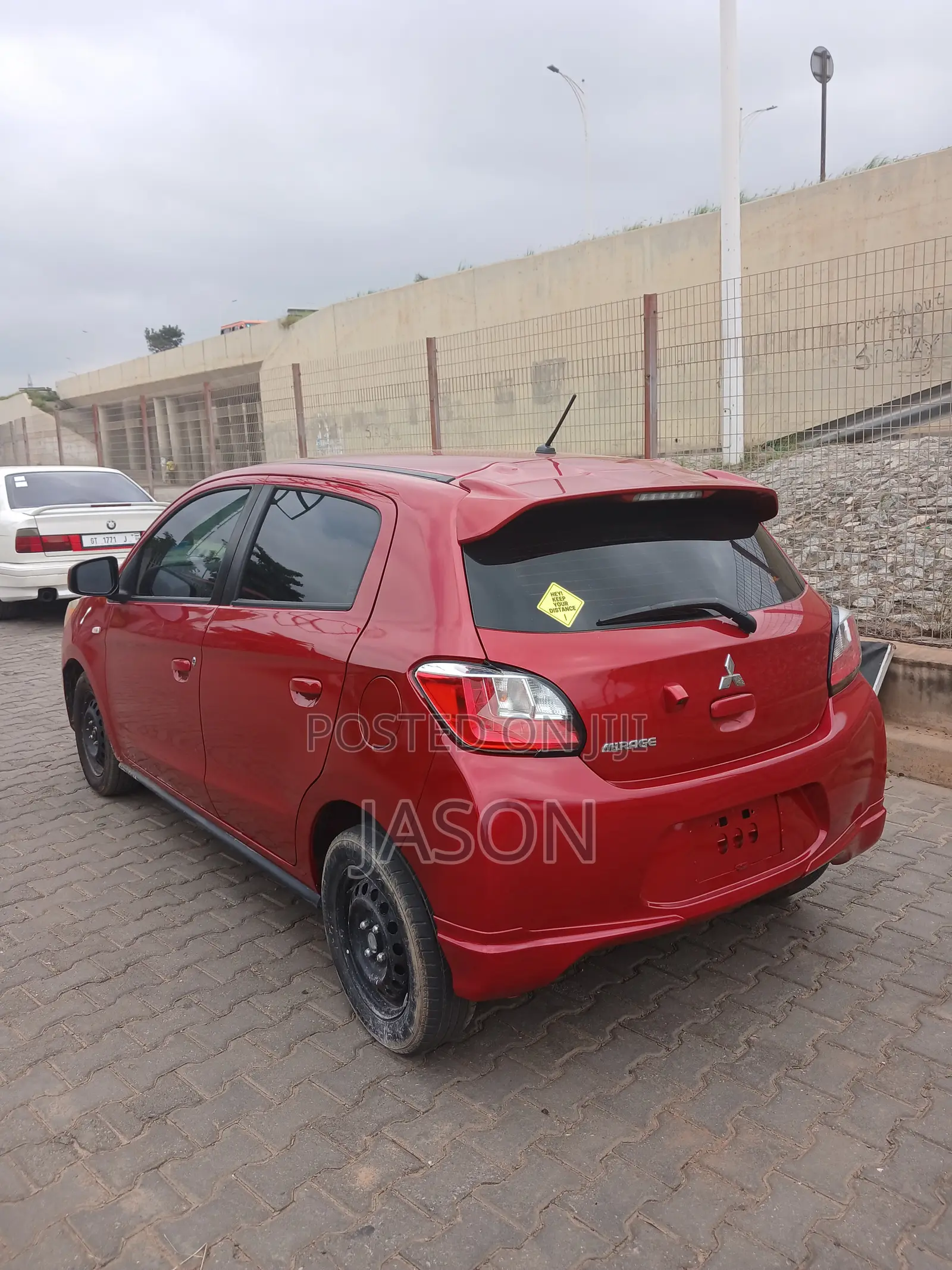 Mitsubishi Mirage SE 2021 Red