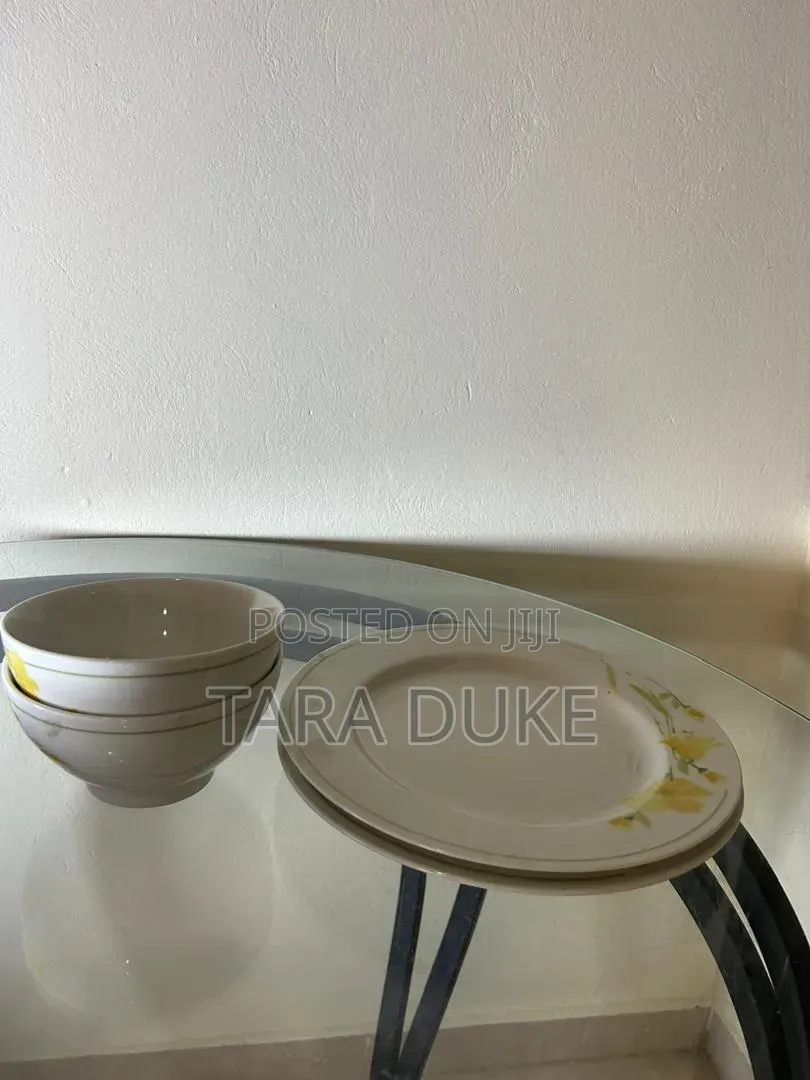 Floral Ceramic Dinnerware Pieces