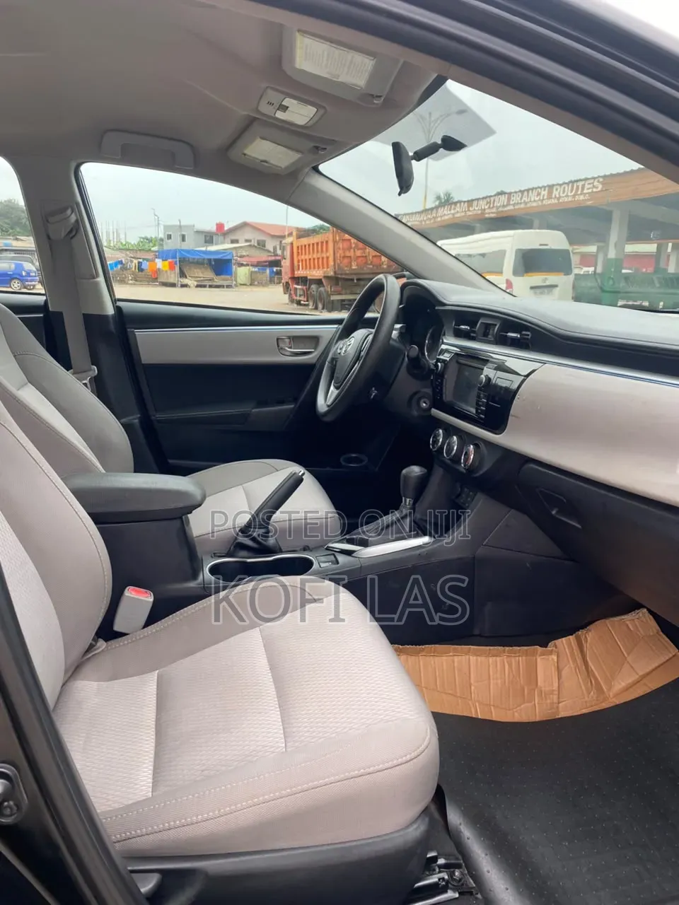 Toyota Corolla 2016 Black