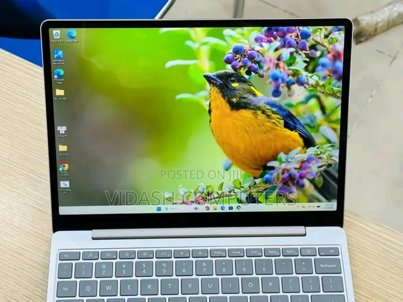New Laptop Microsoft Surface Laptop Go 2 16GB Intel Core i5 SSD 512GB