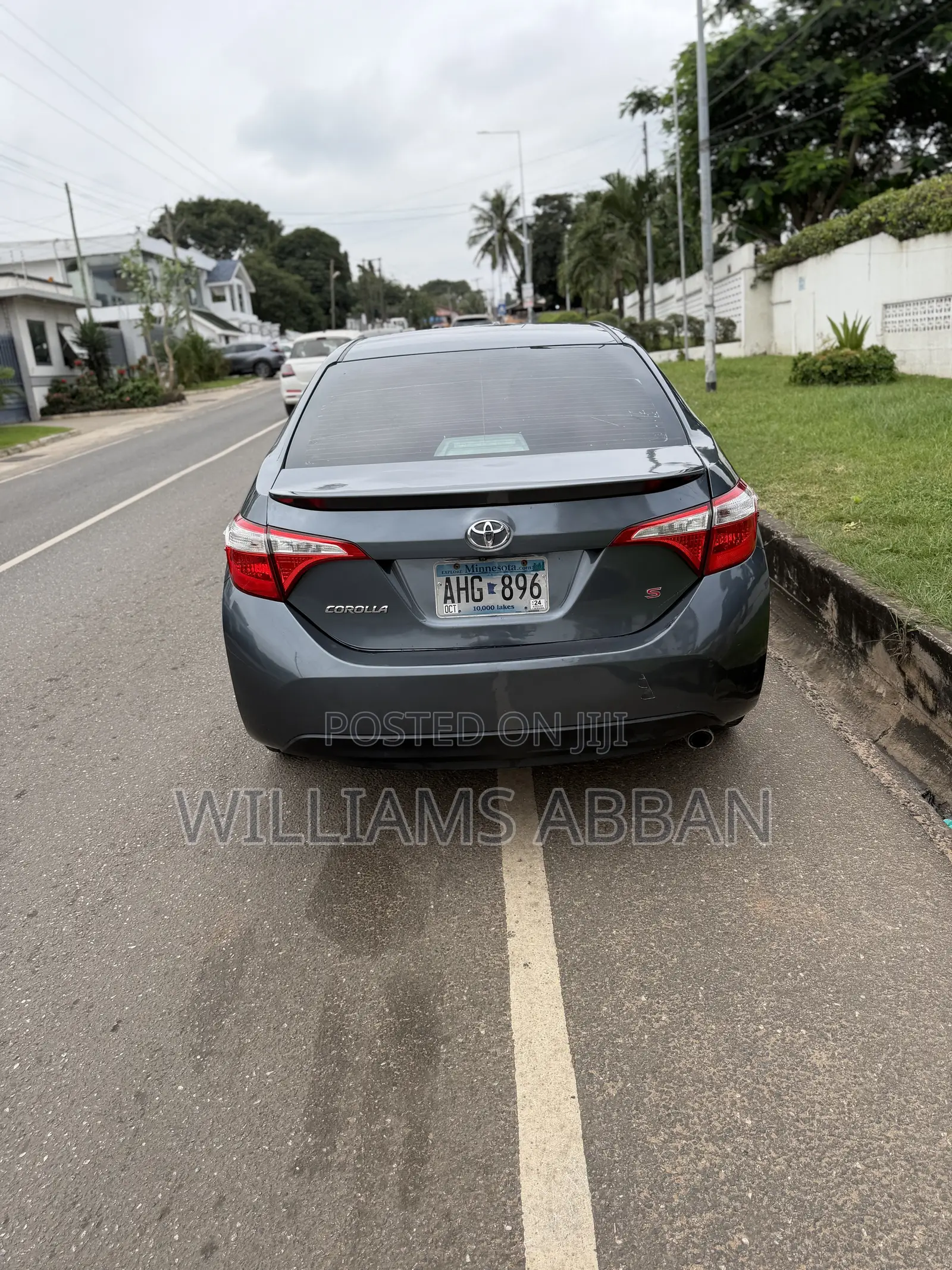Toyota Corolla S 4dr Sedan (1.8L 4cyl CVT) 2016 Gray