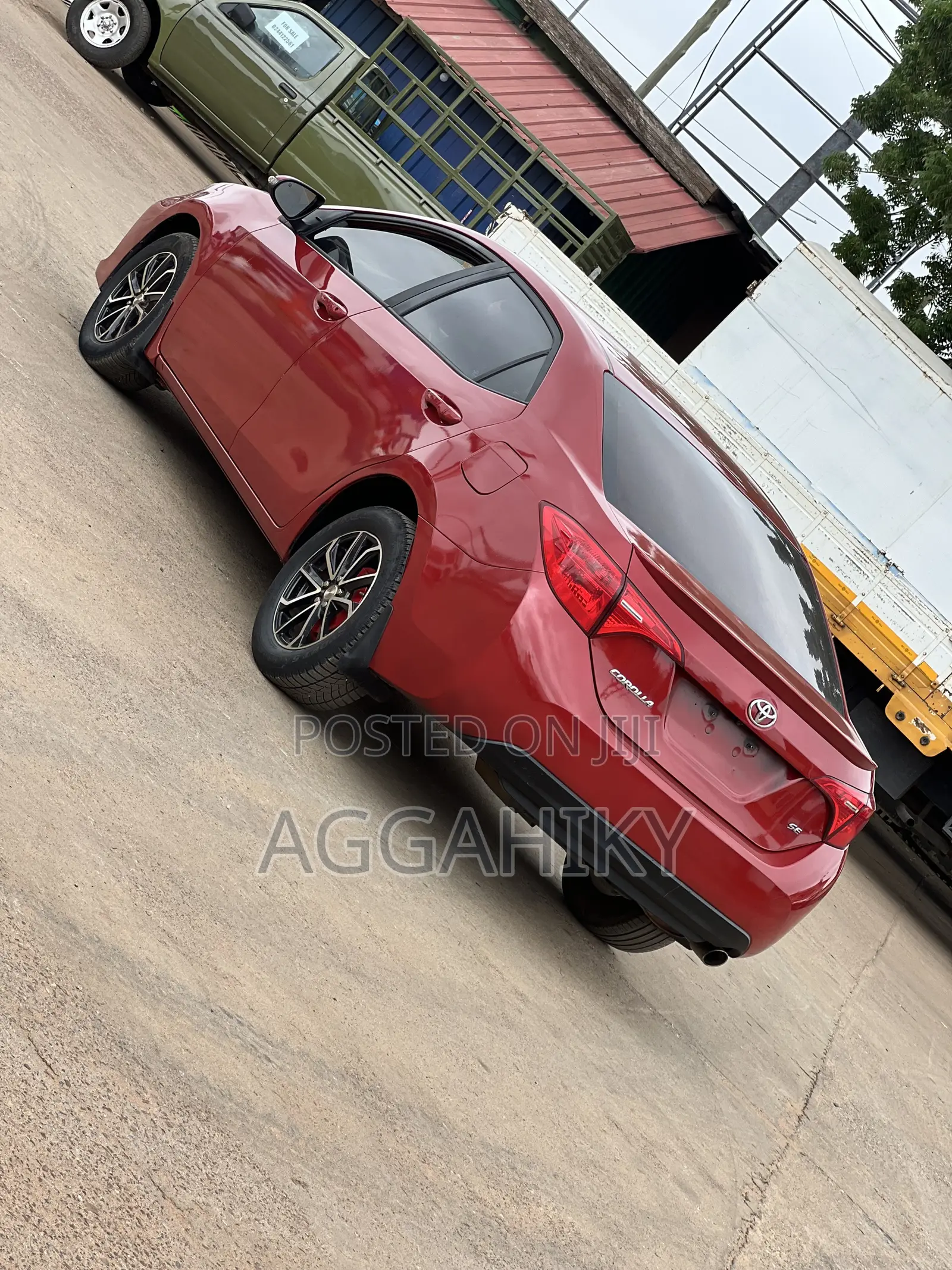 Toyota Corolla SE (1.8L 4cyl 2A) 2018 Red