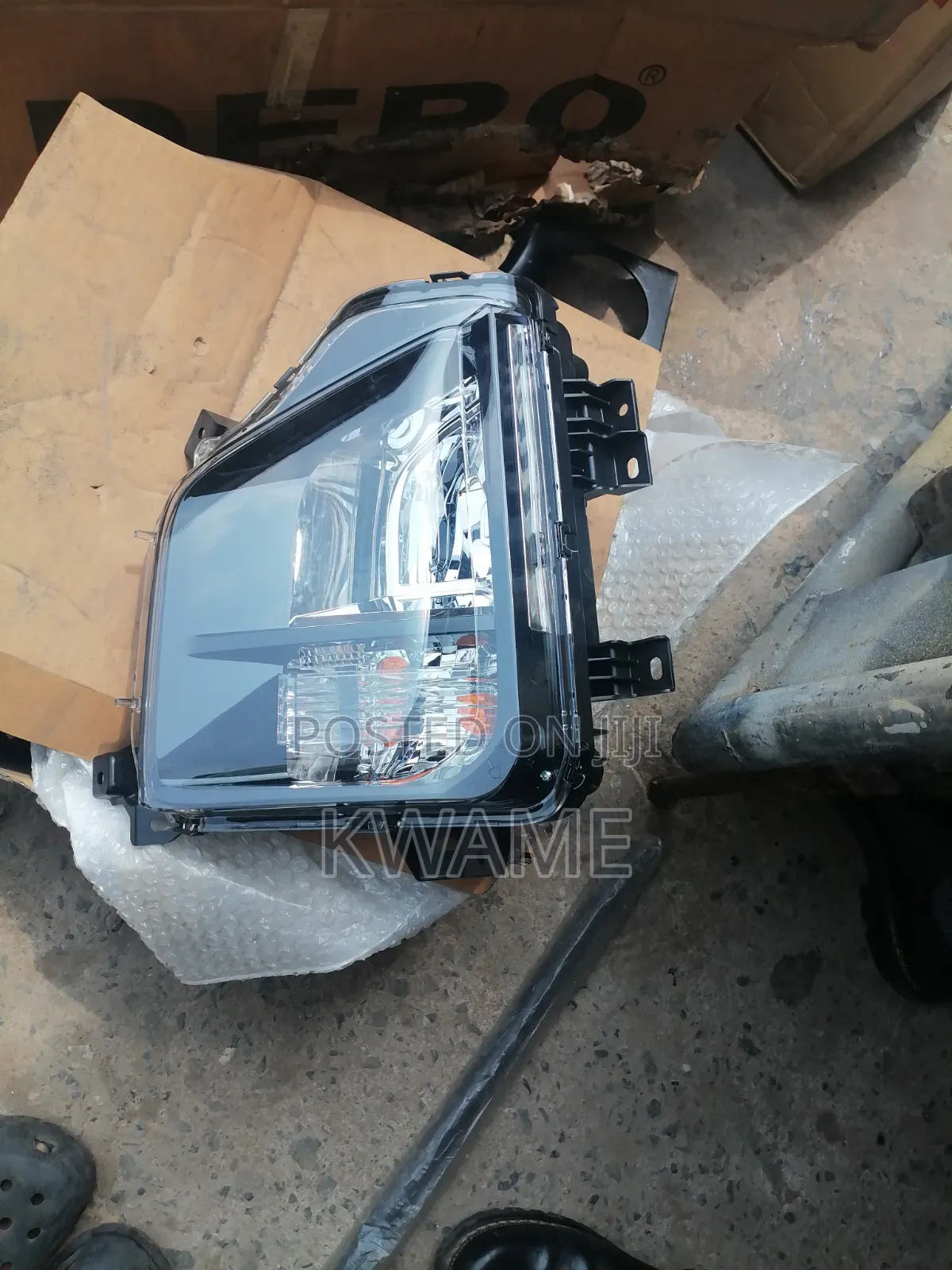 Mitsubishi Triton / L200 2019 Lamp Assy (R)