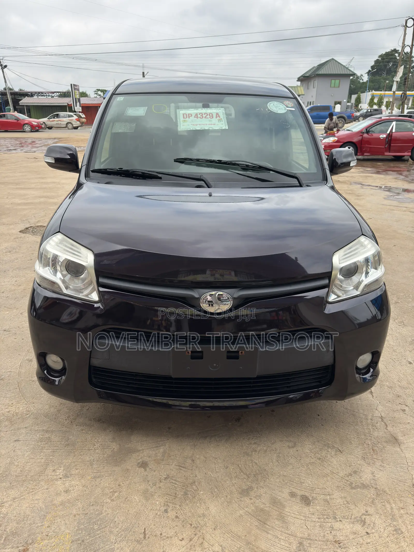 Toyota Sienta 1.5 FWD 2014 Black