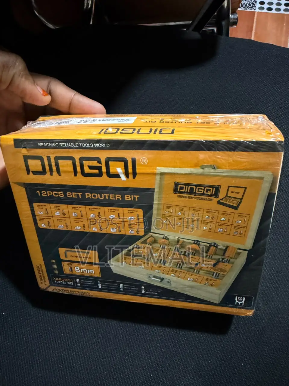 Dingqi 12-Piece Router Bit Set AKRT1211