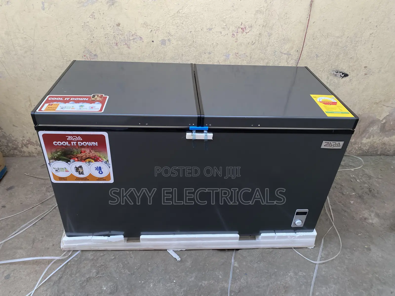 Defrost Electric Zara 450litres DoubleDoor Chest Freezer