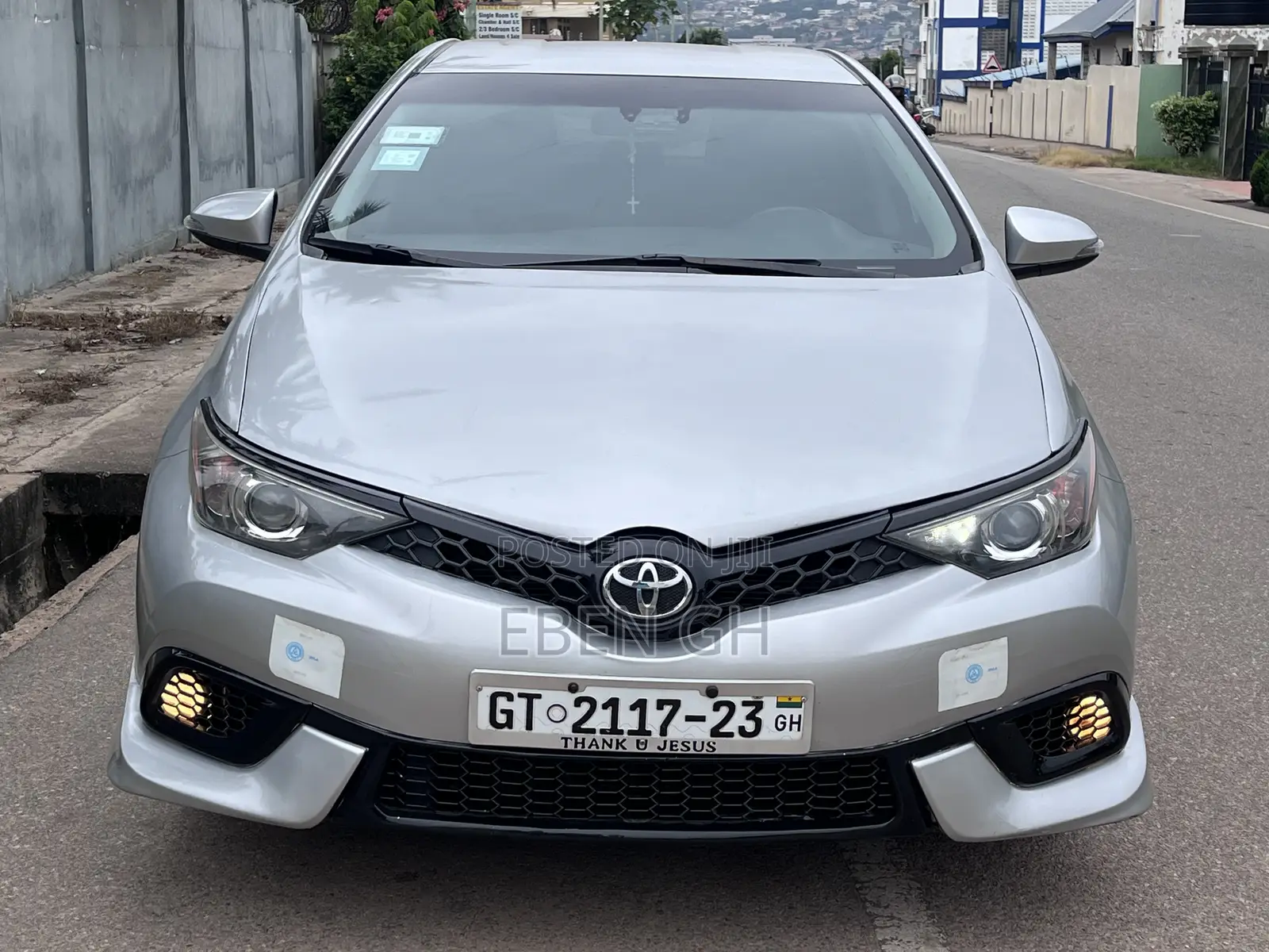 Toyota Corolla SE (1.8L 4cyl 2A) 2018 Silver