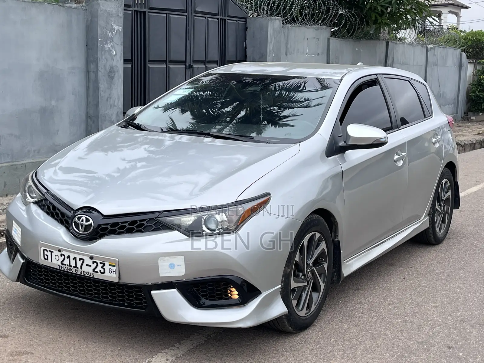 Toyota Corolla SE (1.8L 4cyl 2A) 2018 Silver