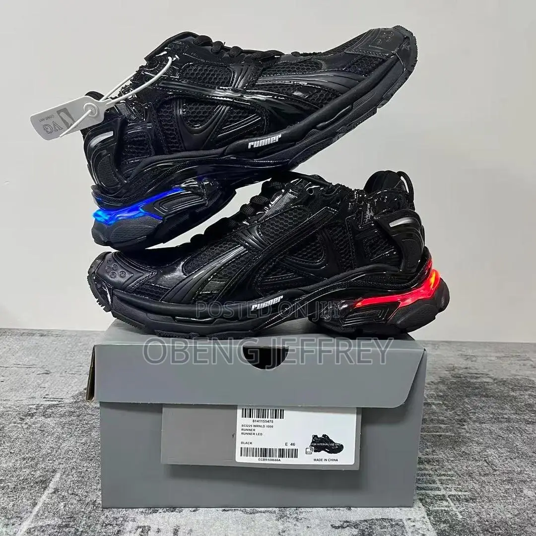 Original Balenciaga Runner LED
