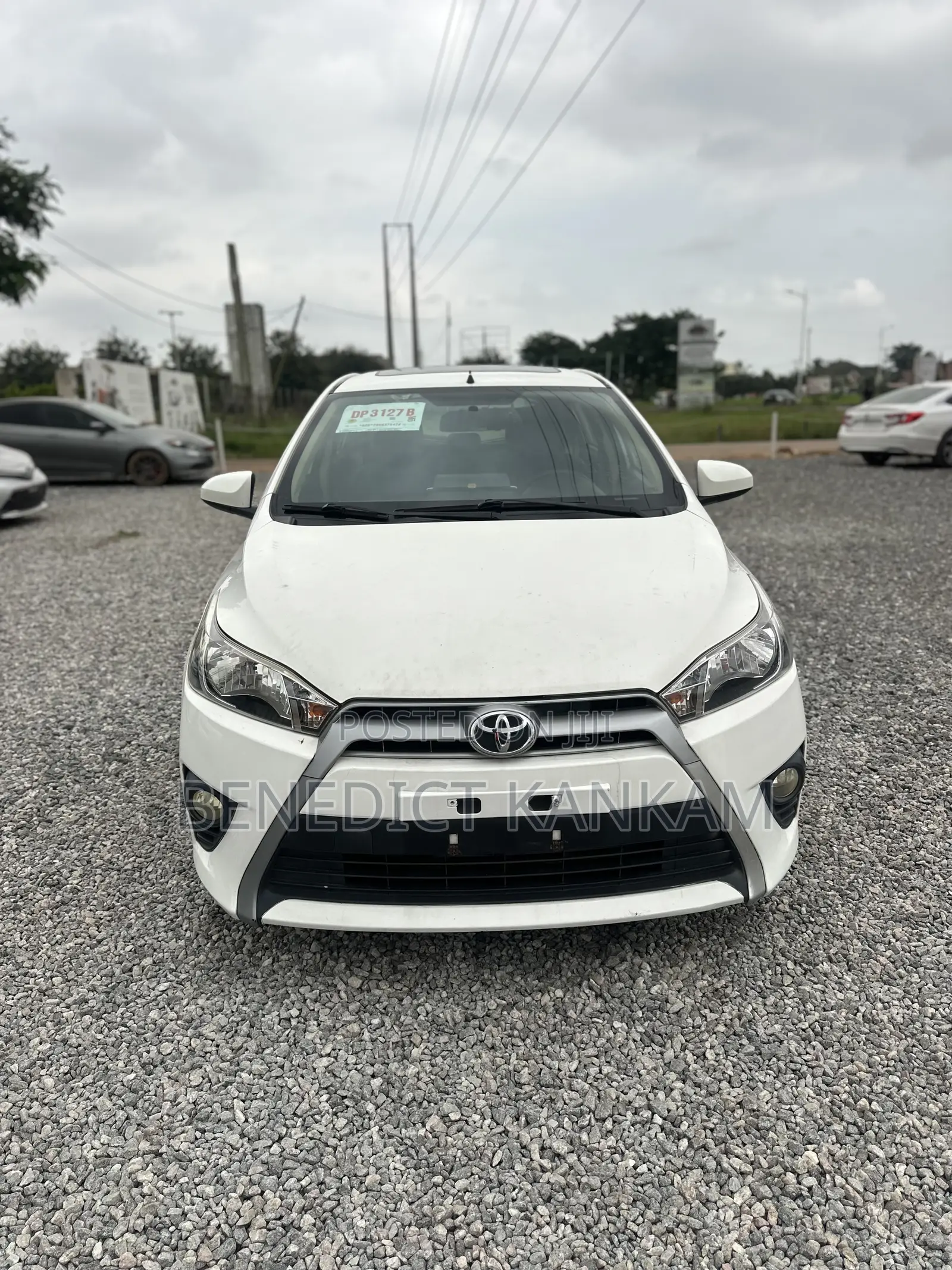 Toyota Yaris L Hatchback 5dr 2014 White