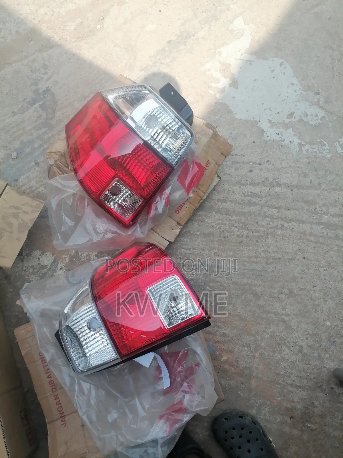 SUZUKI Apv 2012-2016 Back Light
