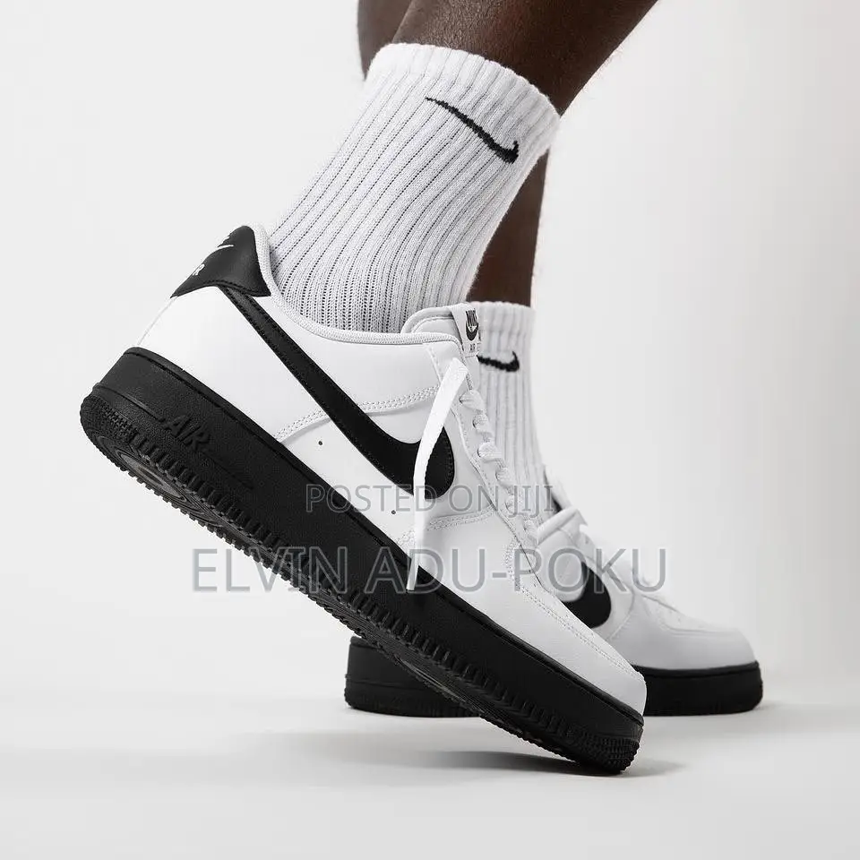 Nike - Air Force 1 ‘07 Sneakers | White Black Swoosh