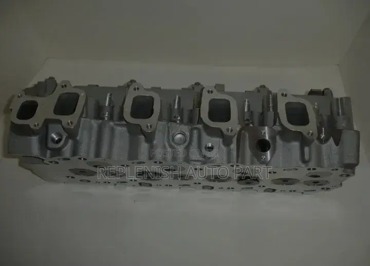 Cylinder Head for Toyota landCruiser Prado,Hilux,HiAce With 1KZ Engine