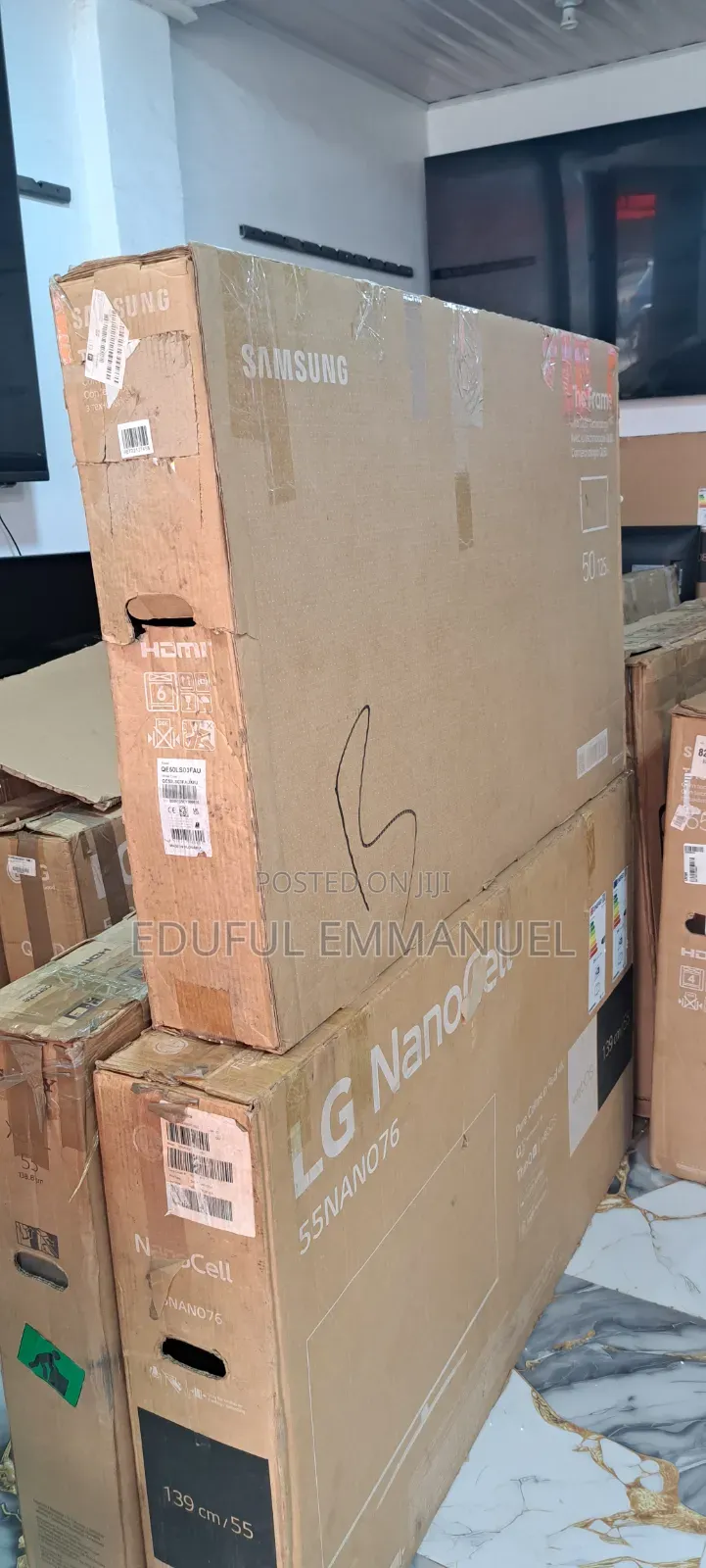 Samsung 50" Class QLED FRAME 2025 LS03F AI UHD Smart Art Mode