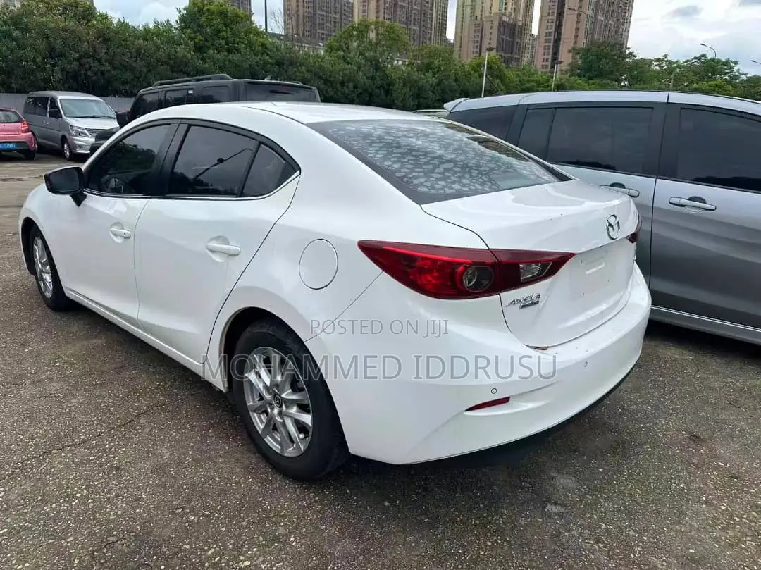 Mazda Axela 2015 White