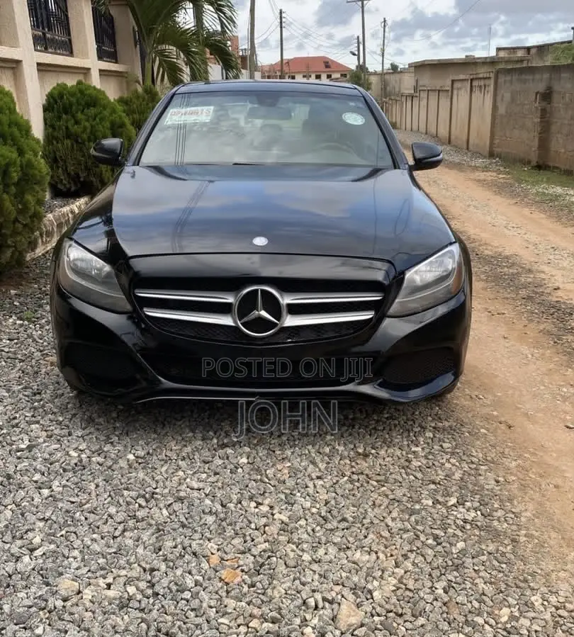 Mercedes-Benz C300 Luxury 4matic Sedan AWD (2.0L 4cyl 7A) 2017 Black