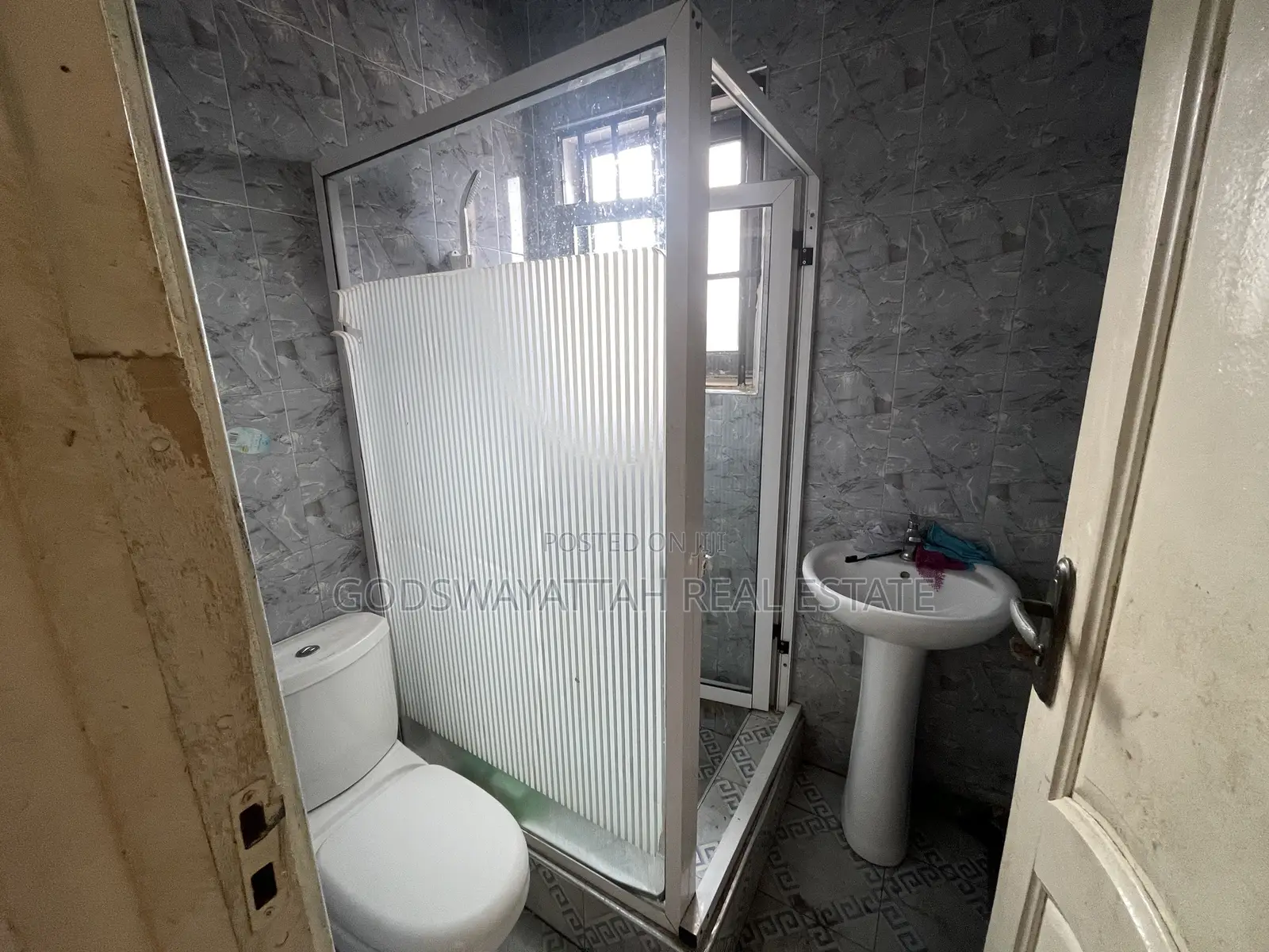 1bdrm Apartment in East Legon, Adjiriganor for rent