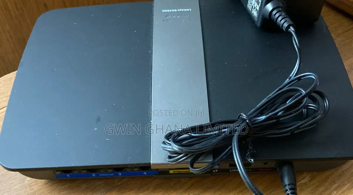 Cisco Linksys EA4500 Wireless Dual Band Wi-Fi Router