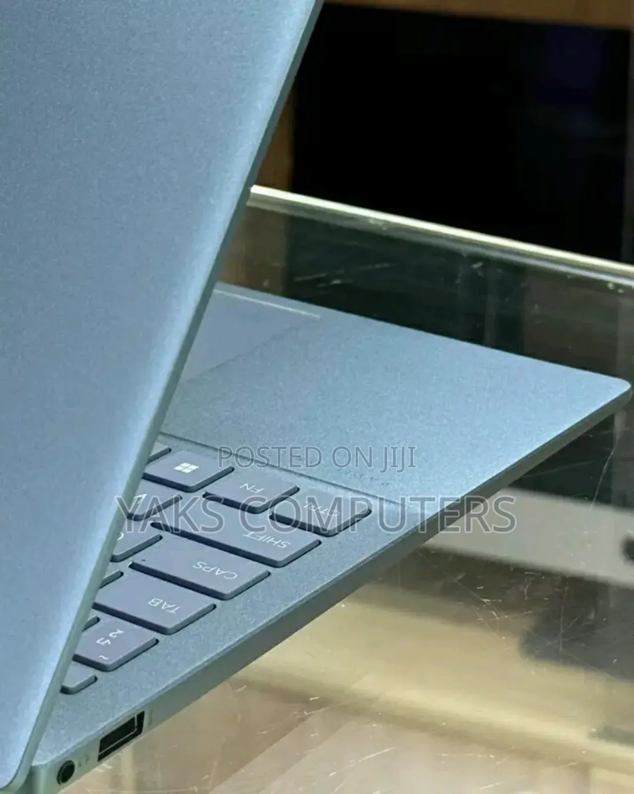 New Laptop HP Split 13 16GB Intel Core i7 SSD 512GB