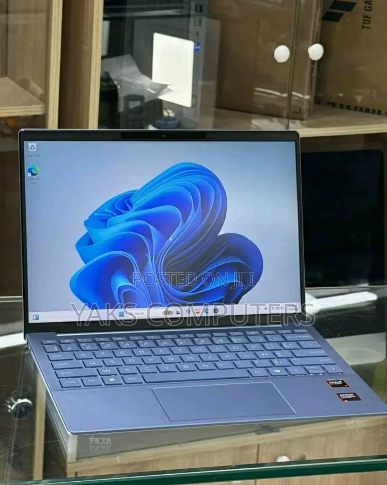 New Laptop HP Split 13t 16GB AMD Ryzen 5 SSD 512GB