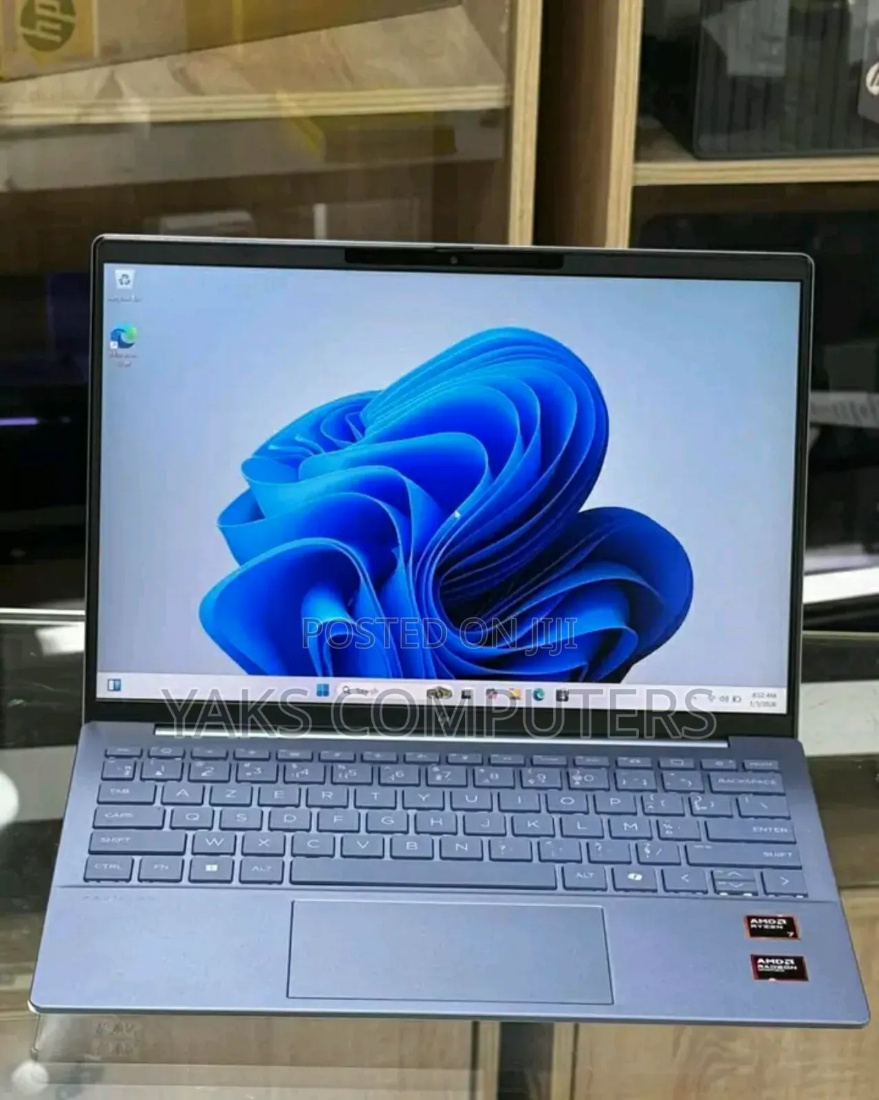 New Laptop HP Split 13t 16GB AMD Ryzen 5 SSD 512GB