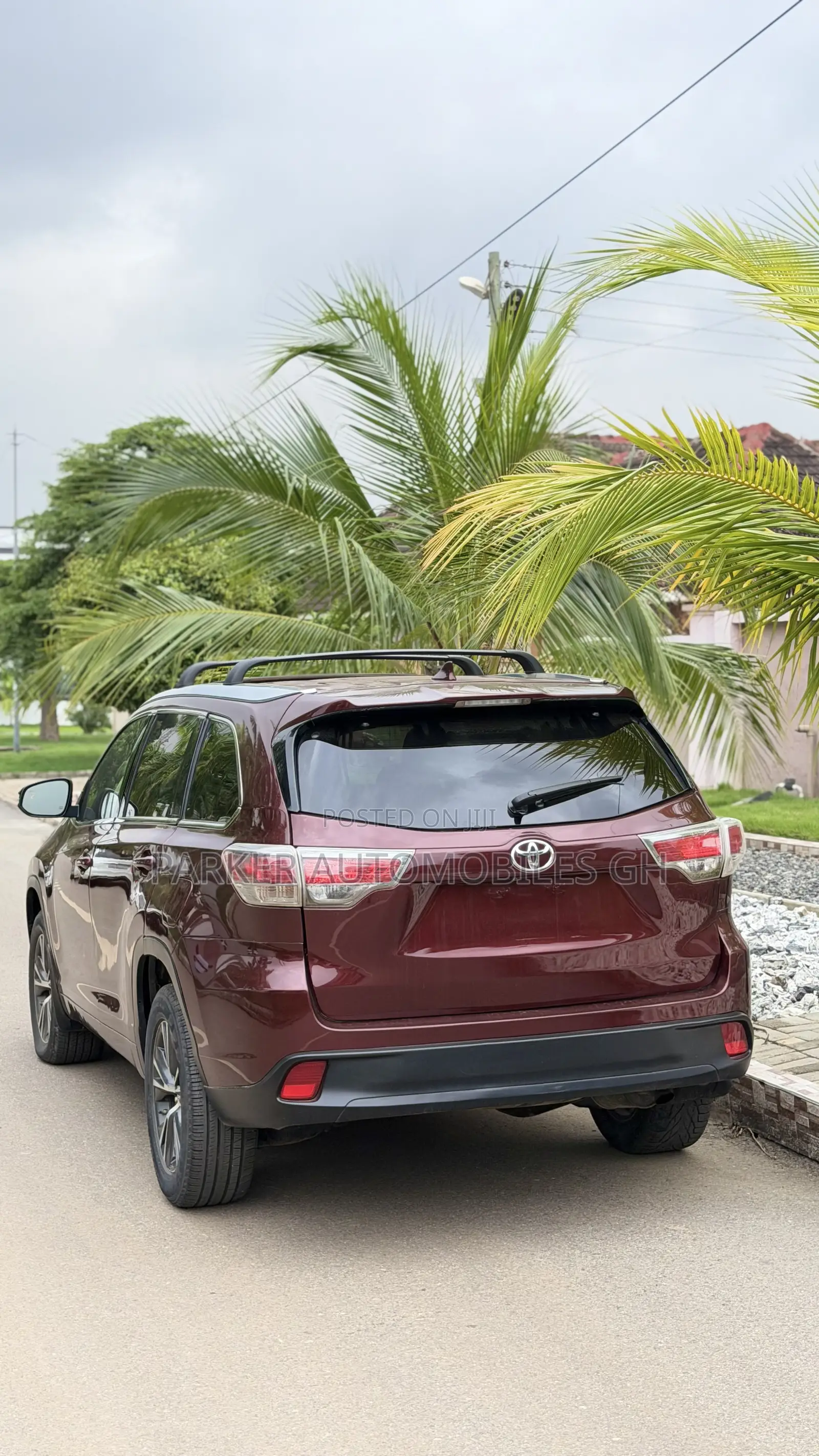 Toyota Highlander Limited 4x2 V6 (3.5L 6cyl 8A) 2017 Red