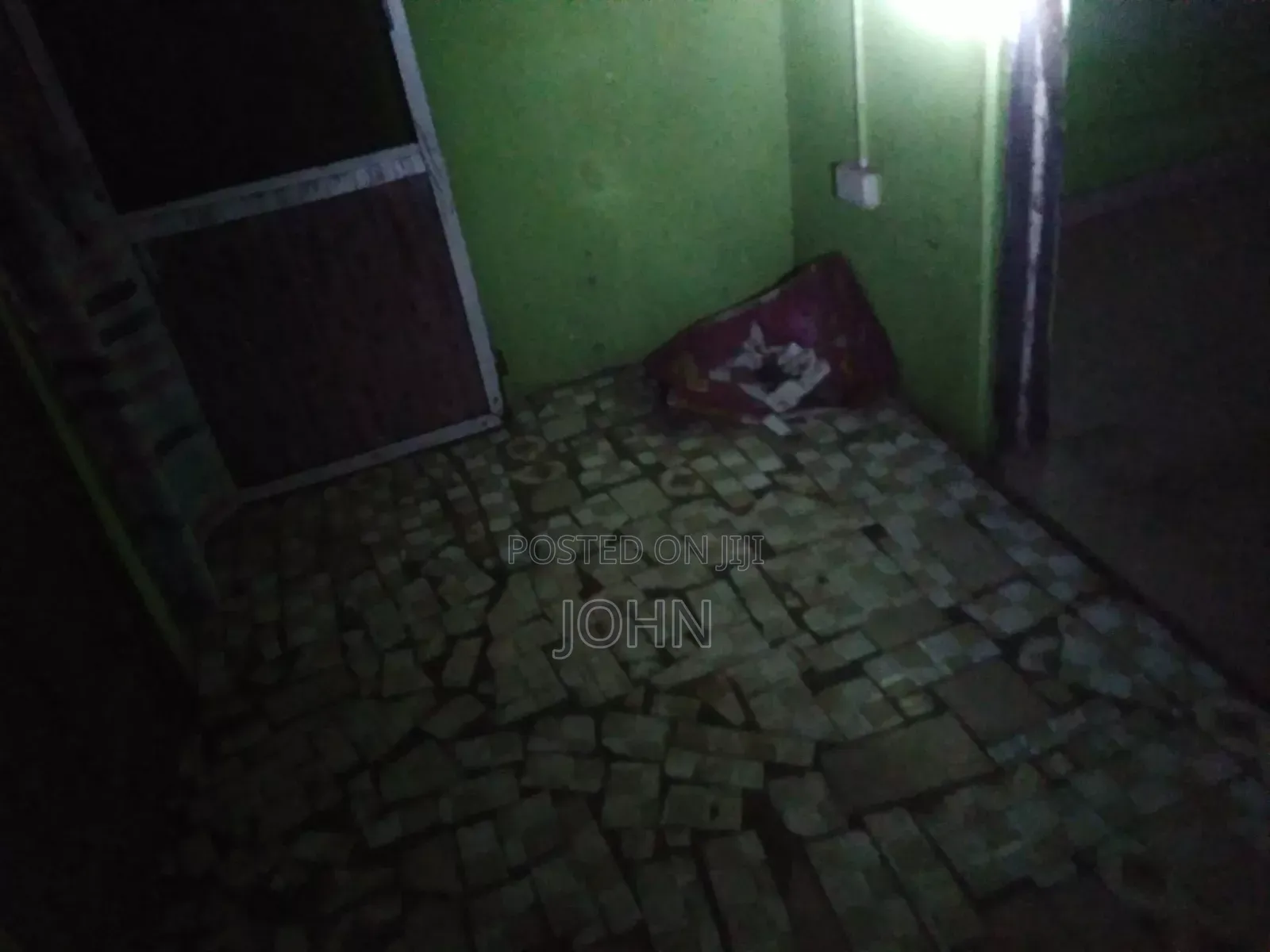 1bdrm Room & Parlour in Survivorestztes, Manhean for rent