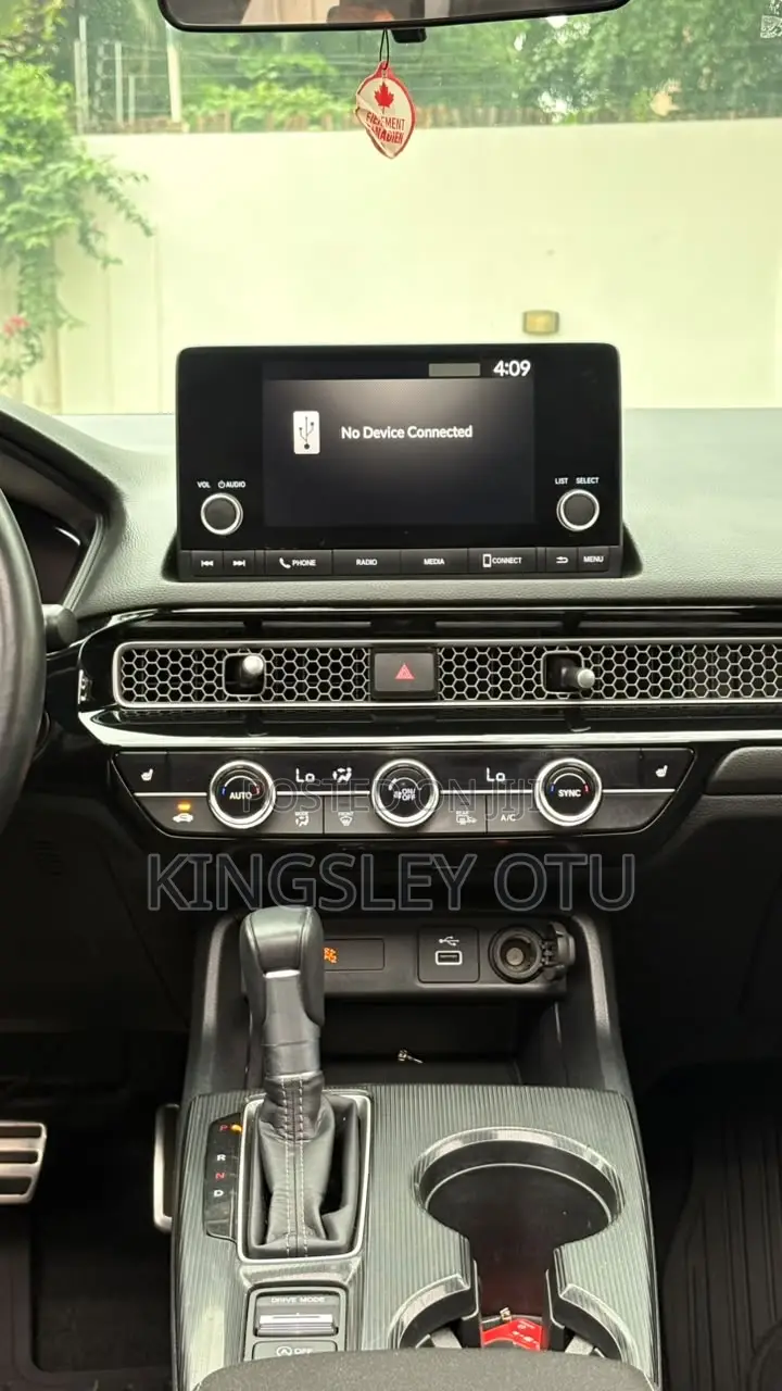 Honda Civic Sport CVT 2024 White