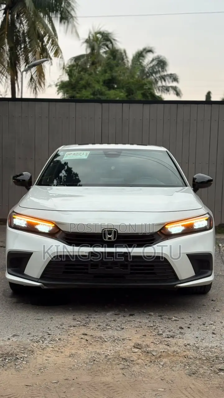 Honda Civic Sport CVT 2024 White