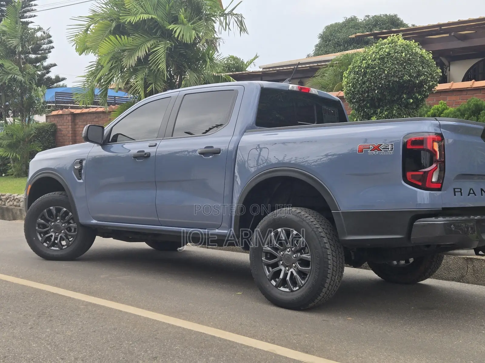 Ford Ranger XLT 4WD SuperCrew 5' Box 2025 Gray